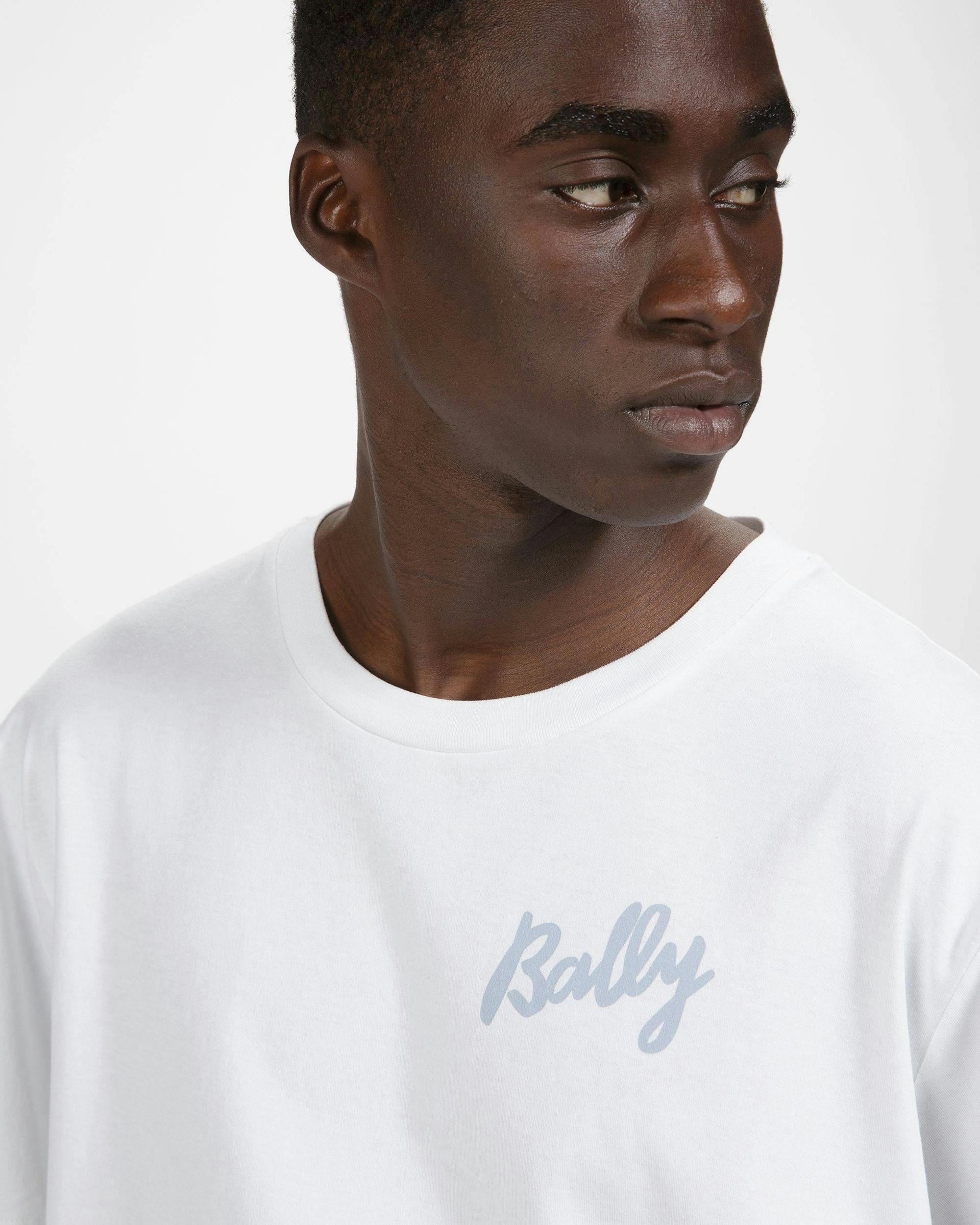 T-Shirt En Coton Blanc Et Bleu Clair - Homme - Bally - 04