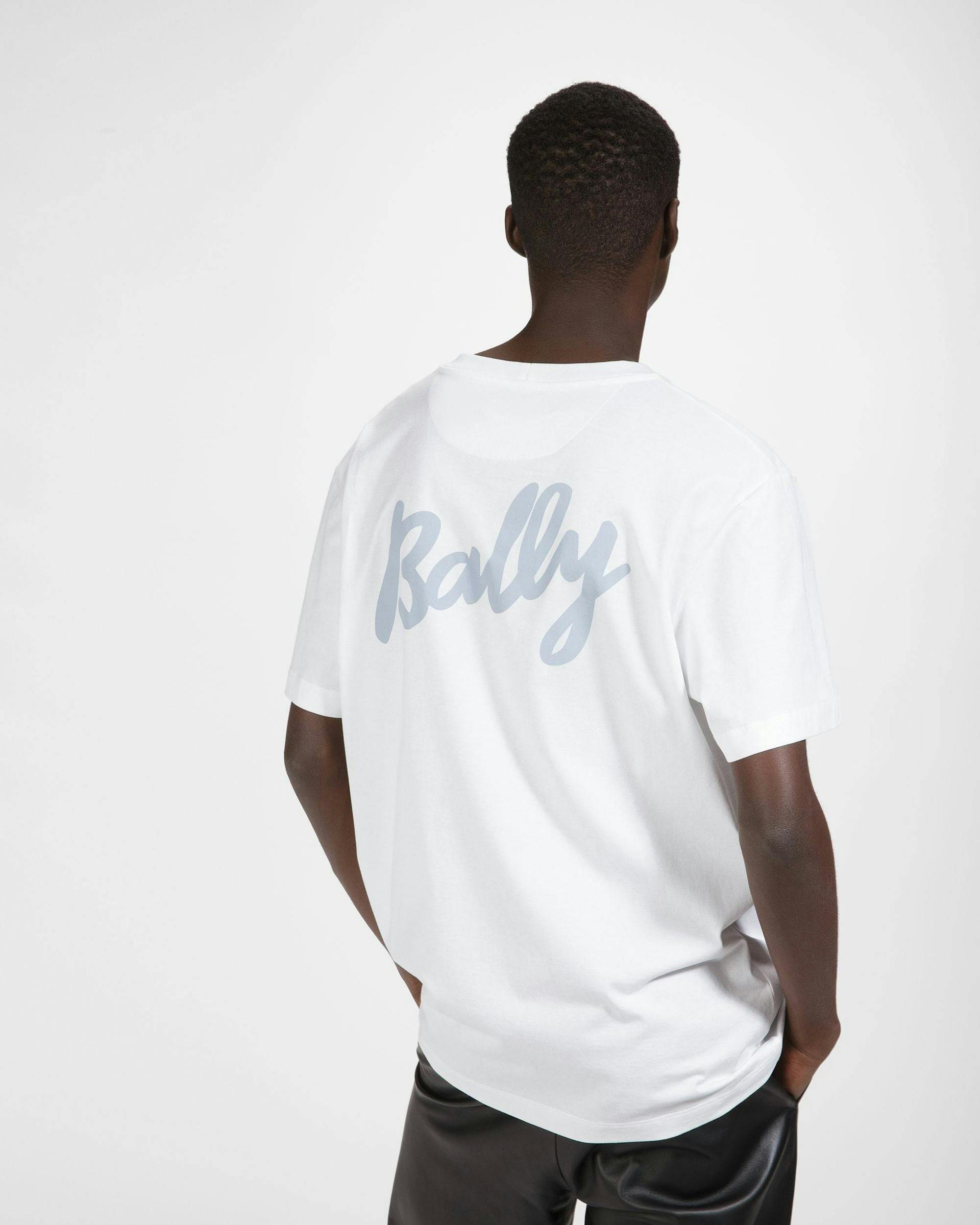 T-Shirt En Coton Blanc Et Bleu Clair - Homme - Bally - 05
