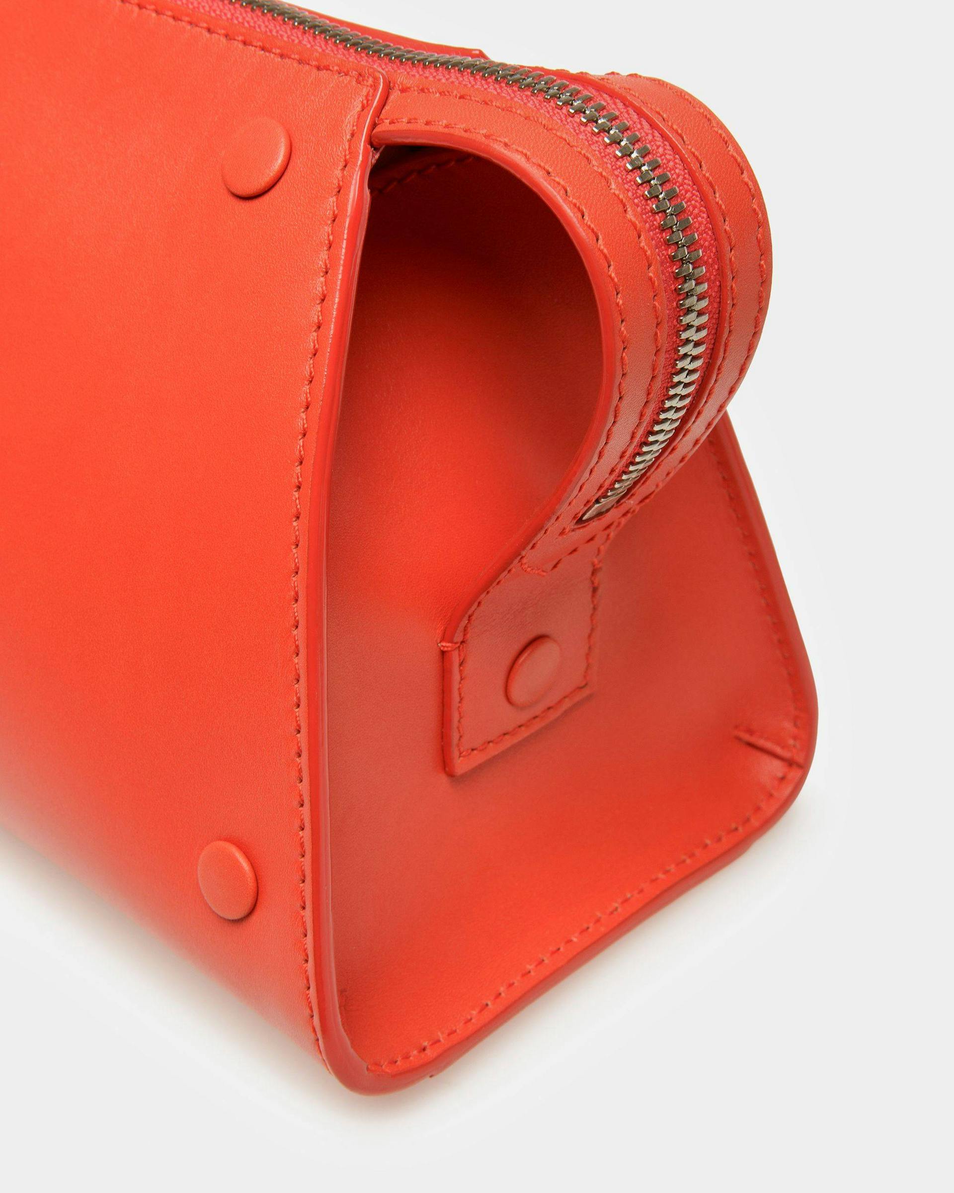 Arieel S Minibag Aus Leder In Orange - Damen - Bally - 05