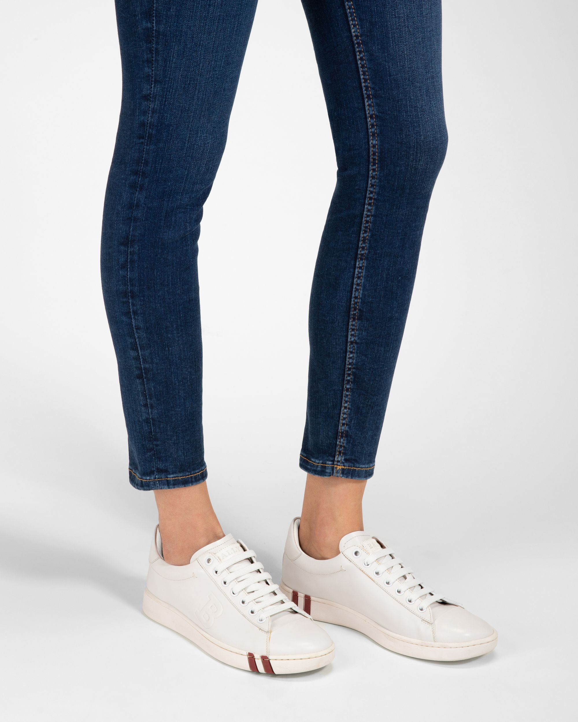 Wivian Sneakers En Cuir Blanc - Femme - Bally - 03