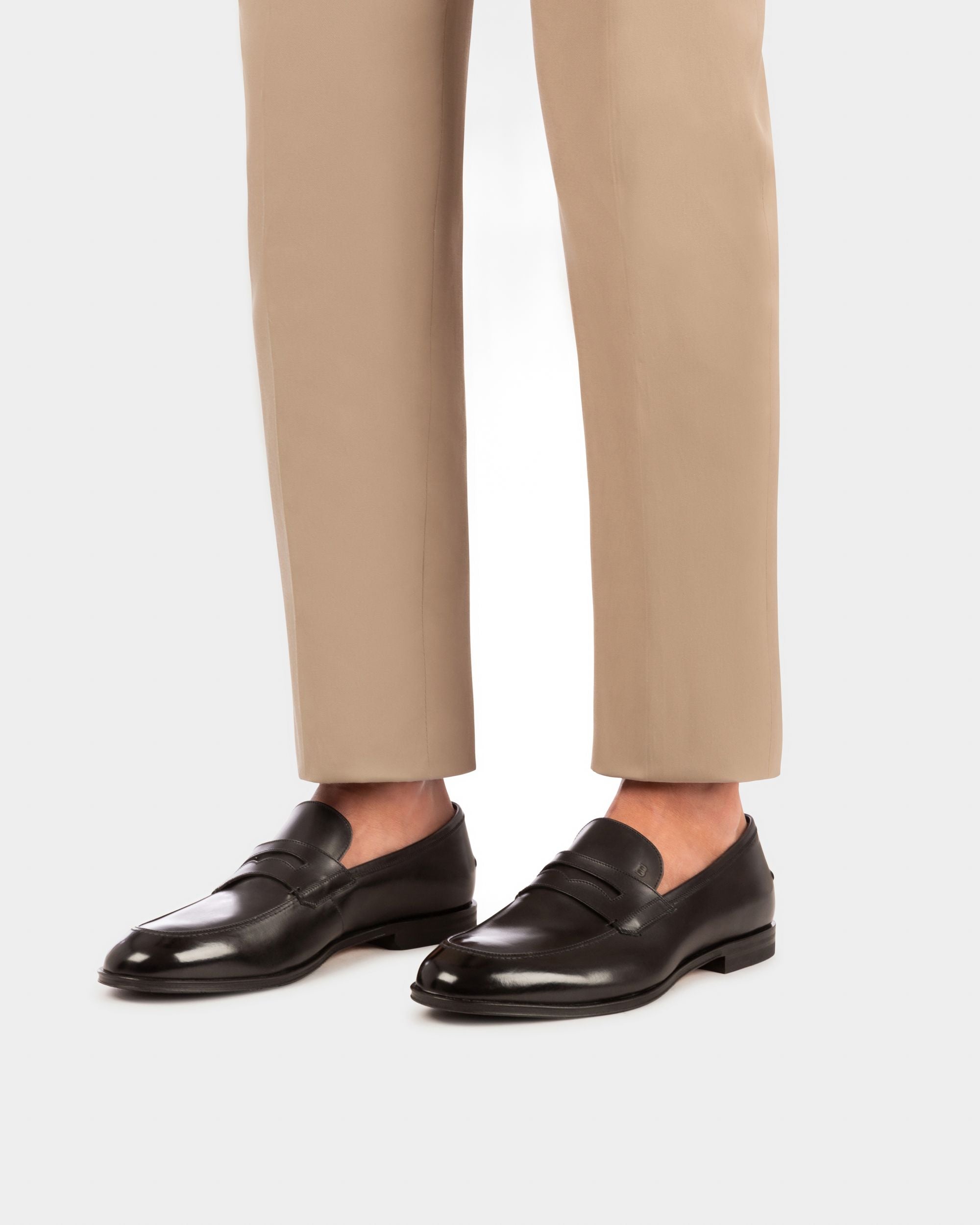 Webb Leather Loafers In Coffee - Men's - Bally - 03