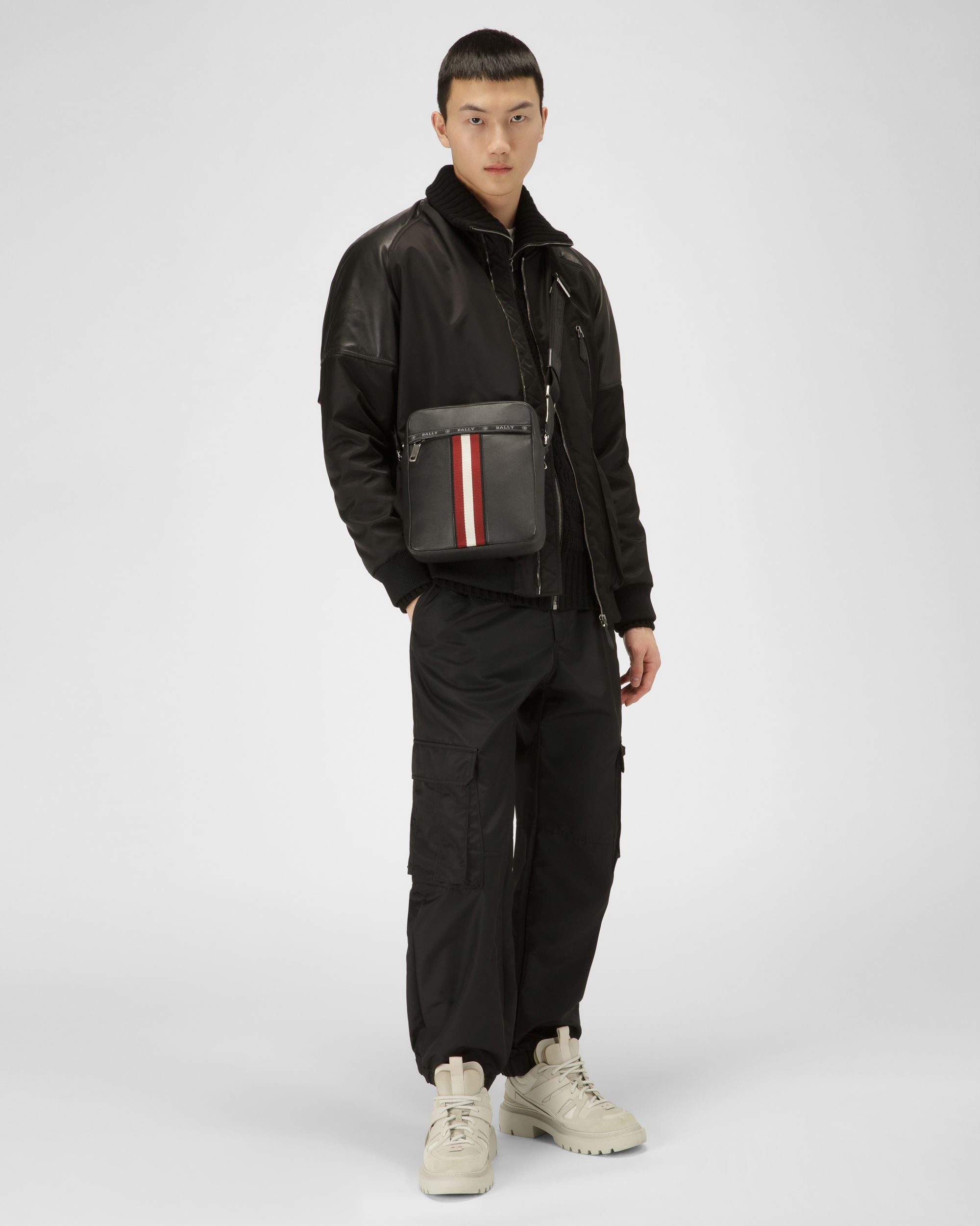 Holm Umhängetasche Aus Schwarz Leder - Herren - Bally - 02