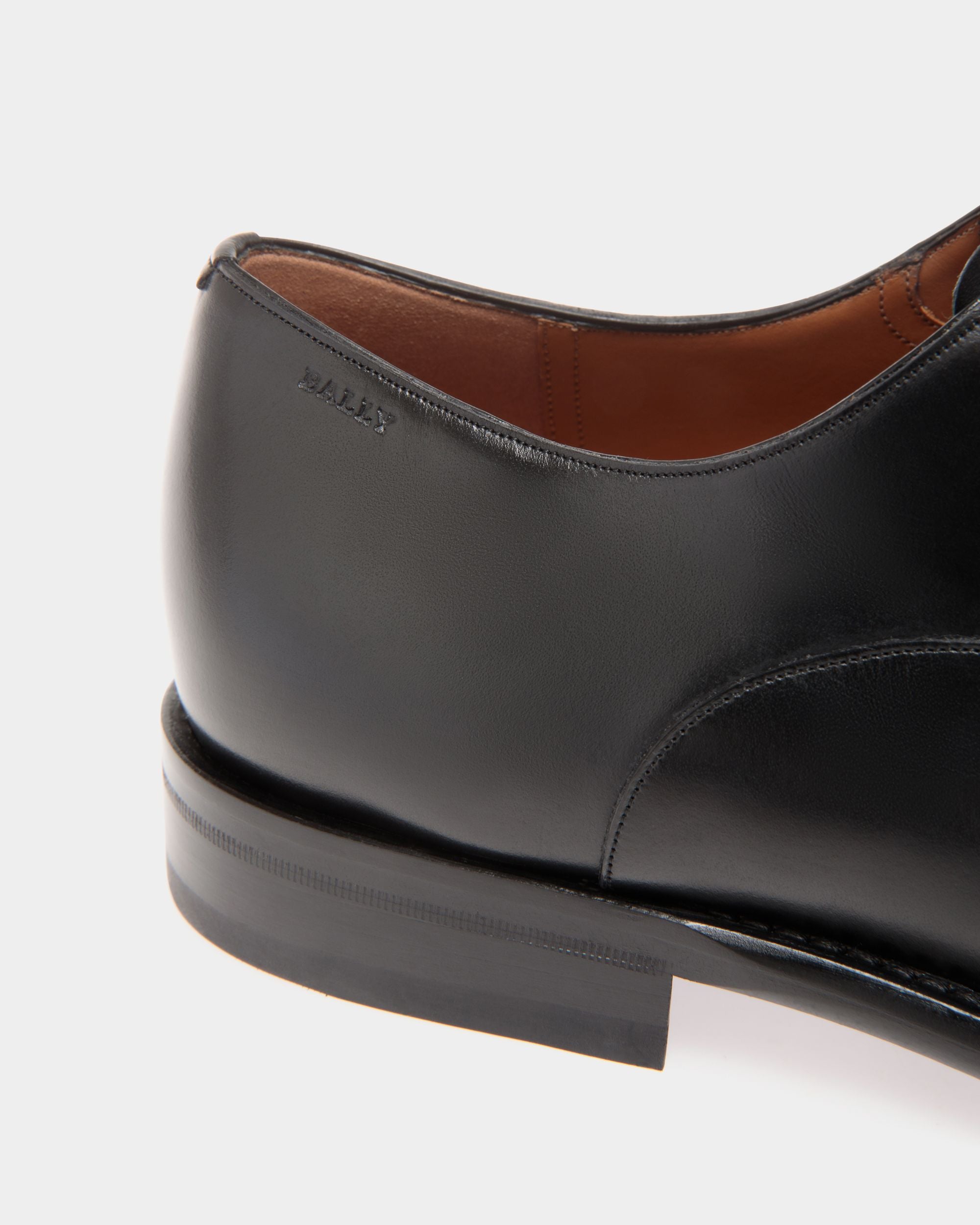 Oxford-Schuhe Aus Leder In Schwarz - Herren - Bally - 05