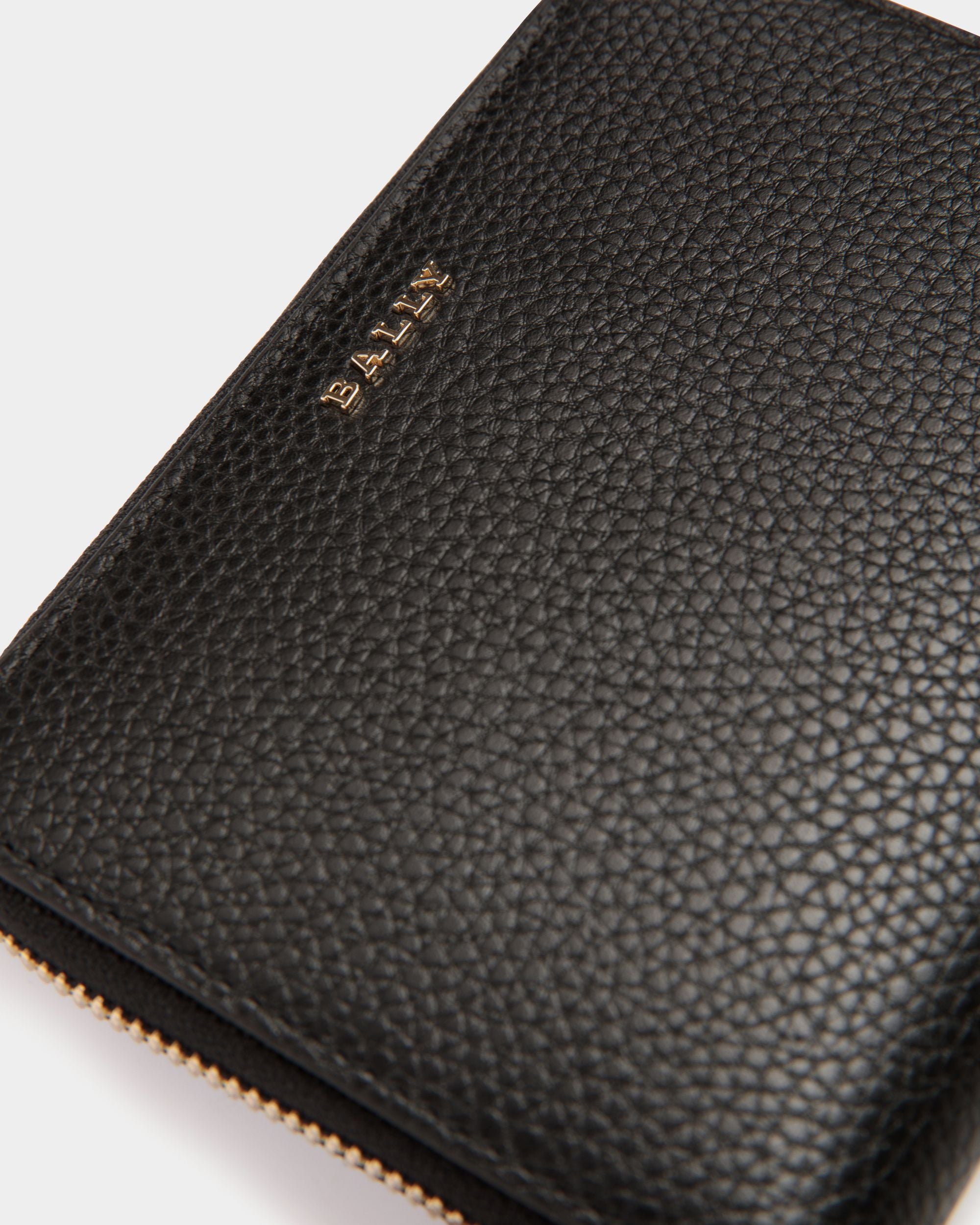 Zip Around Wallet In Black Bovine - Women's - Bally - 04