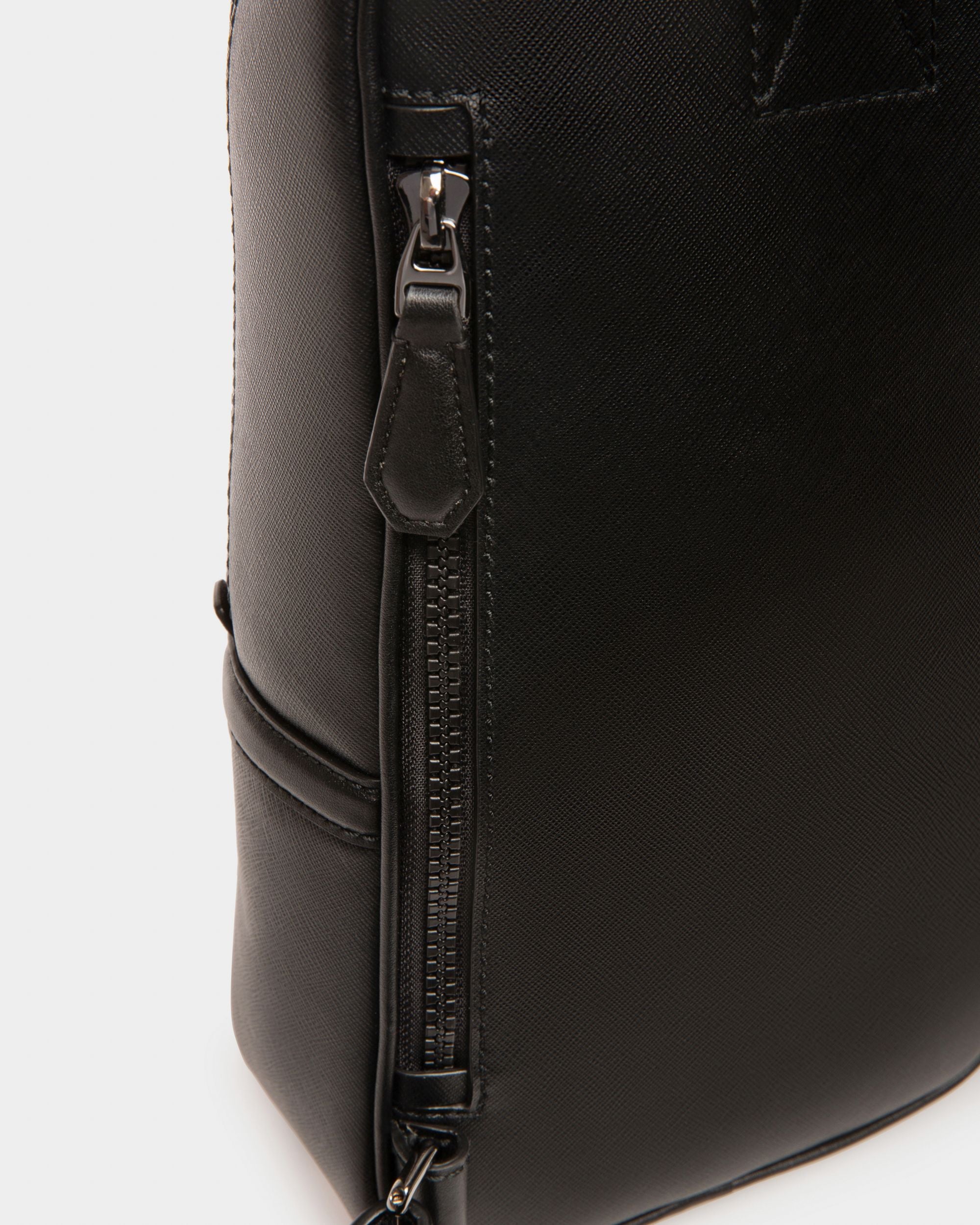 Malikho Sling Bag Aus Recyceltem Leder In Schwarz - Herren - Bally - 05