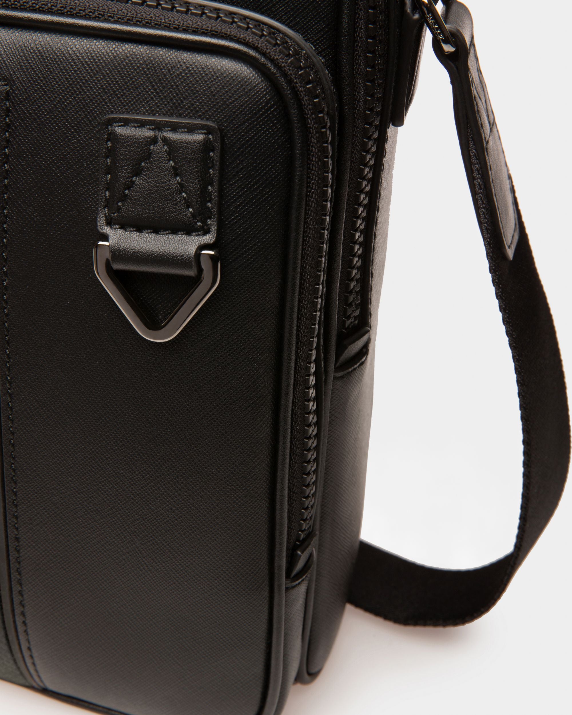 Mackao Leather Crossbody Bag In Black - Men's - Bally - 06