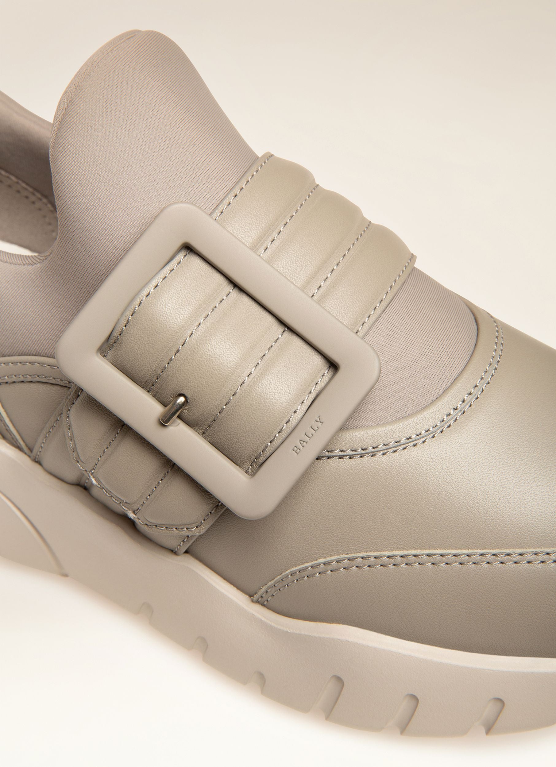 Brinelle Sneakers En Cuir Gris Pierre - Femme - Bally - 02