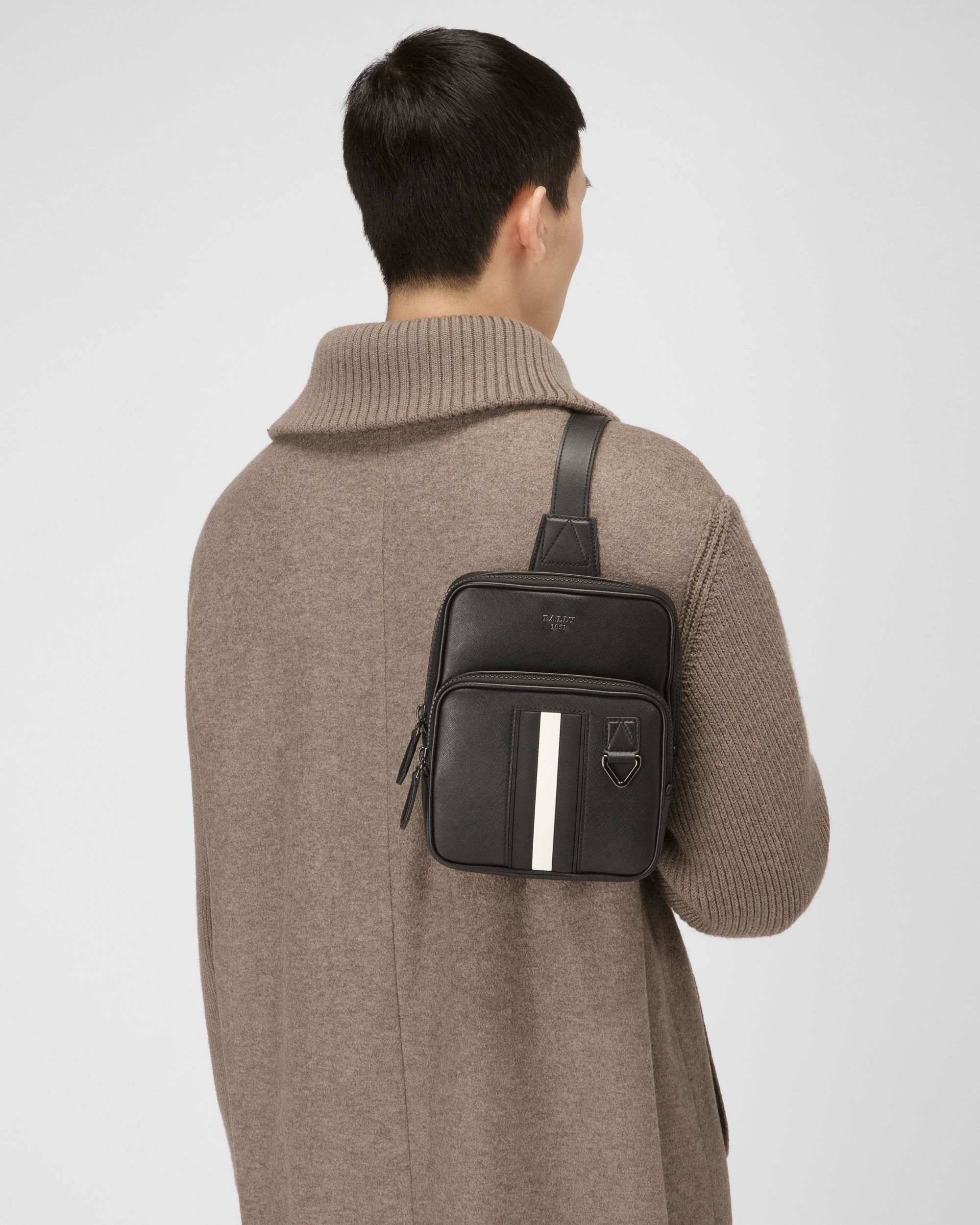Molko Sac Bandoulière En Cuir Recyclé Noir - Homme - Bally - 01