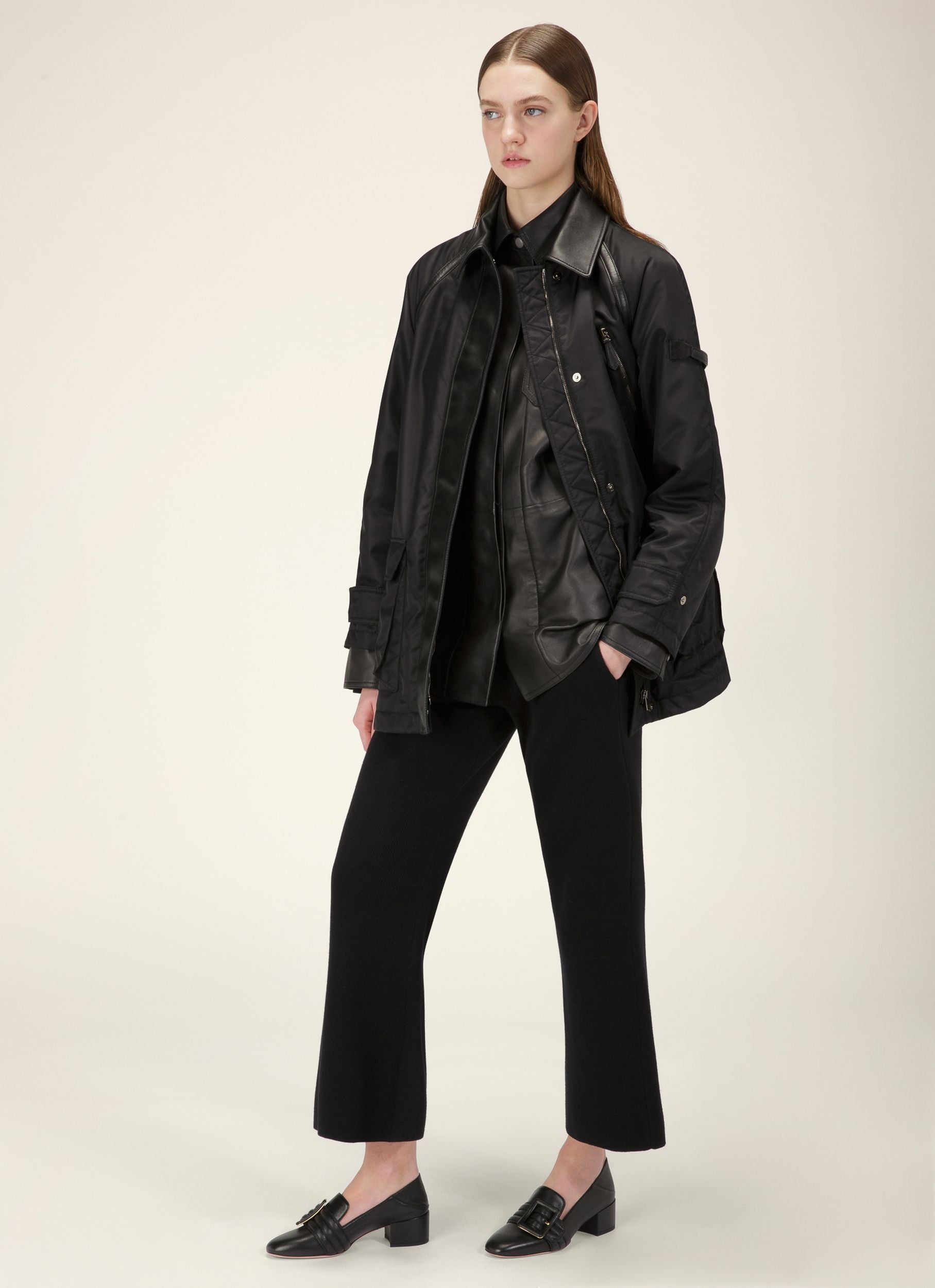 Bell Du Jour Pump in Black Leather - Women's - Bally - 05