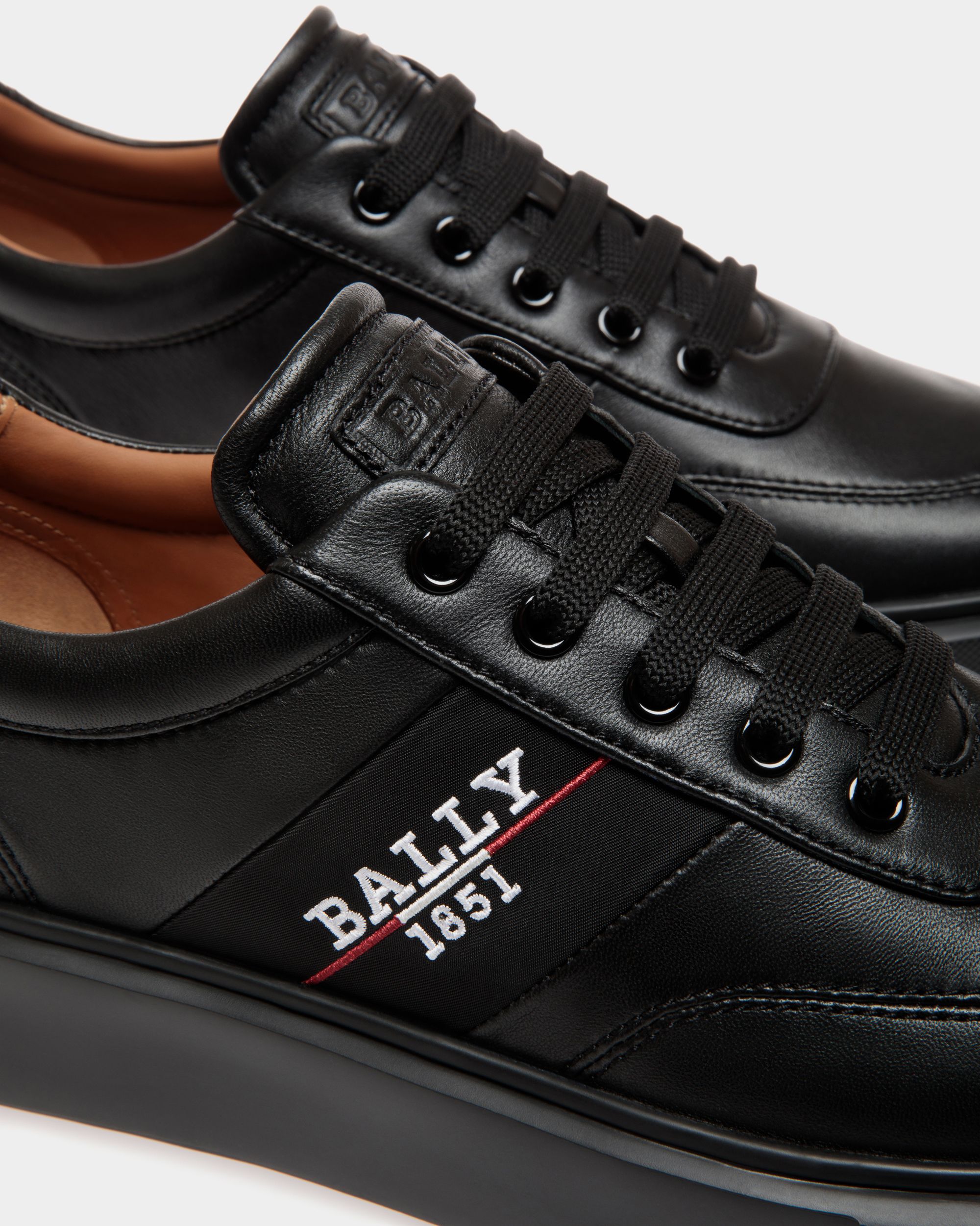 Sneaker In Black Lamb - Herren - Bally - 05