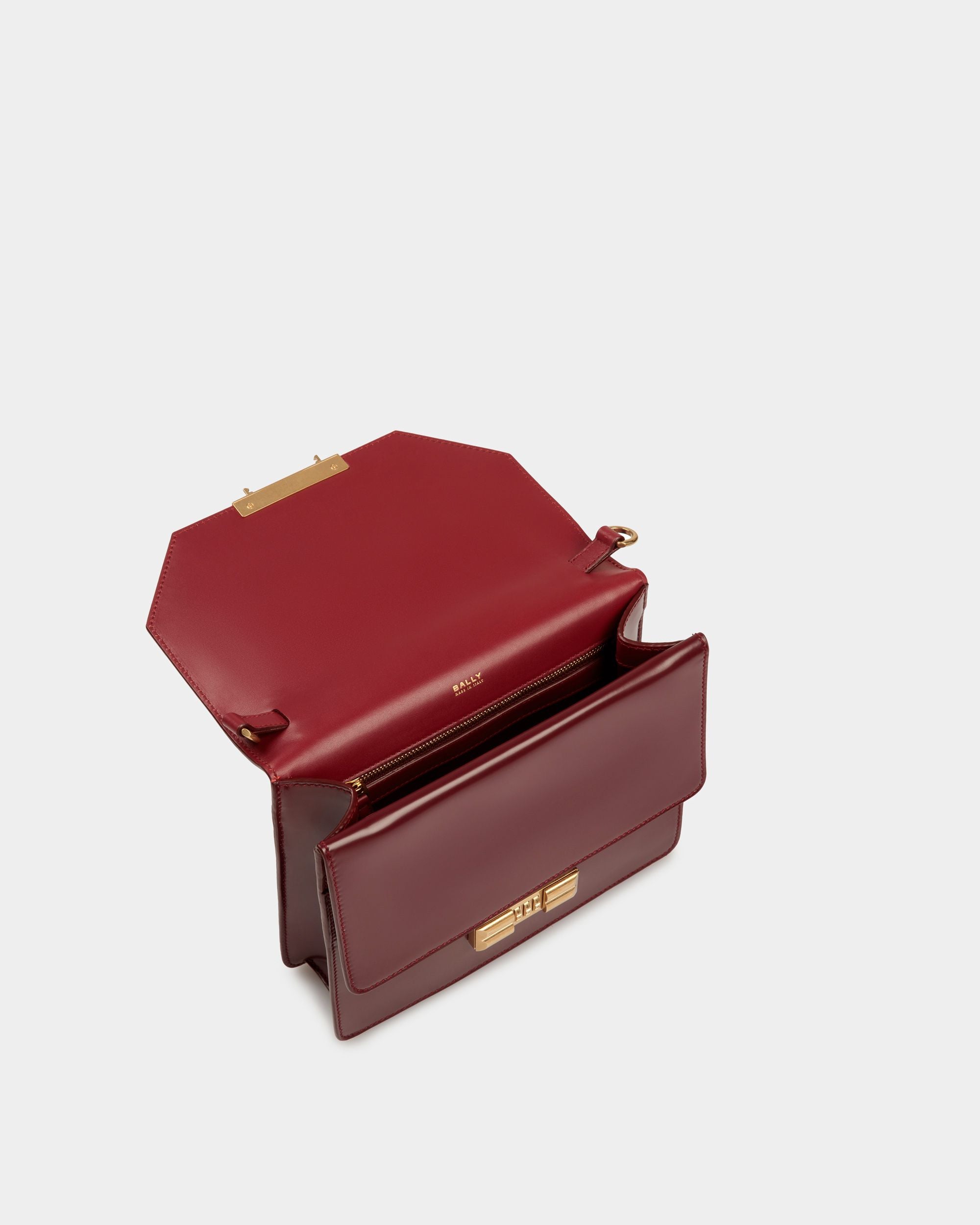 Busy Crossbody In Burgundy Leather - Men's - Bally - 05