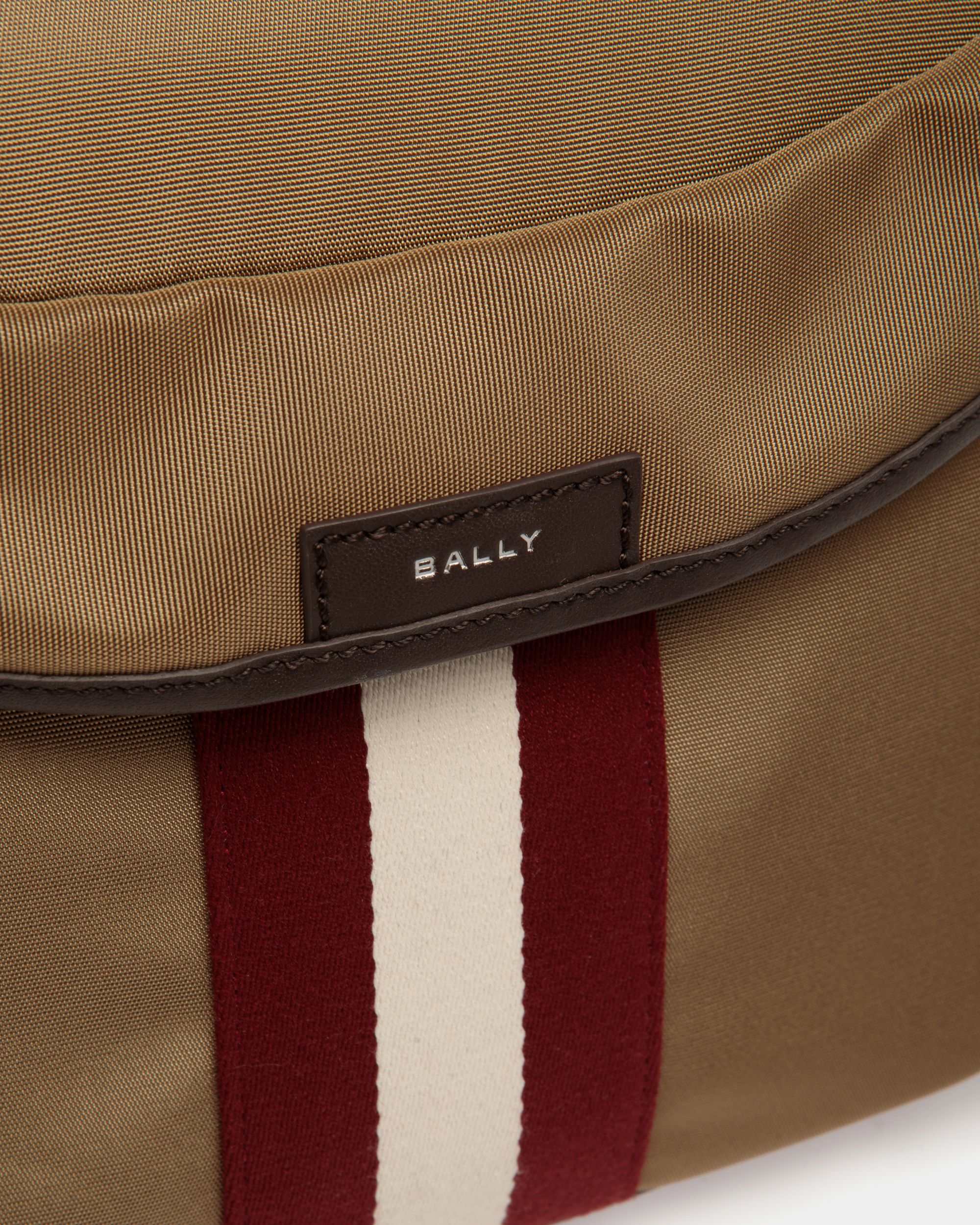 Code Umhängetasche Aus Nylon In Camel - Herren - Bally - 06