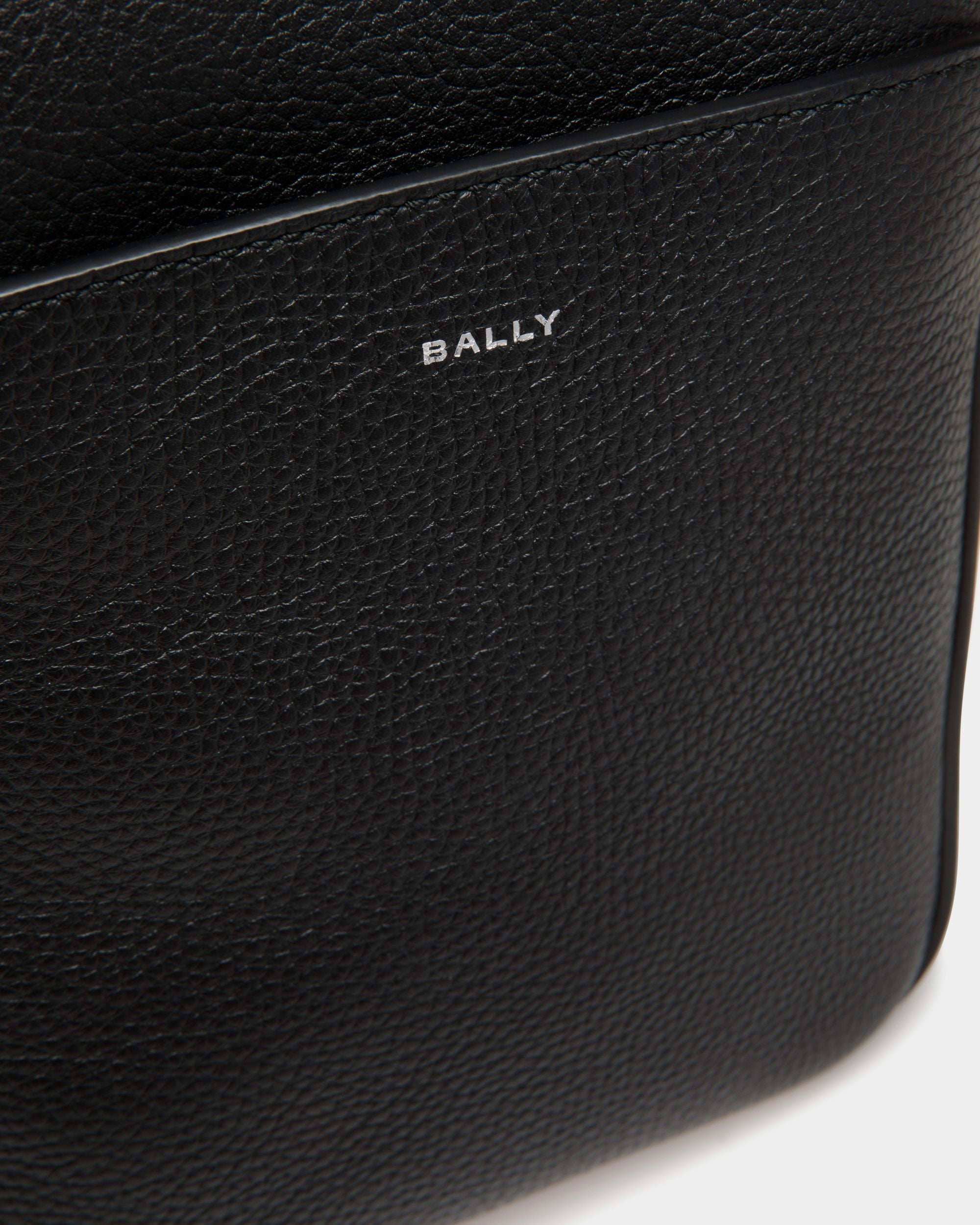 Borsa A Tracolla Oeden In Pelle Nera - Uomo - Bally - 05