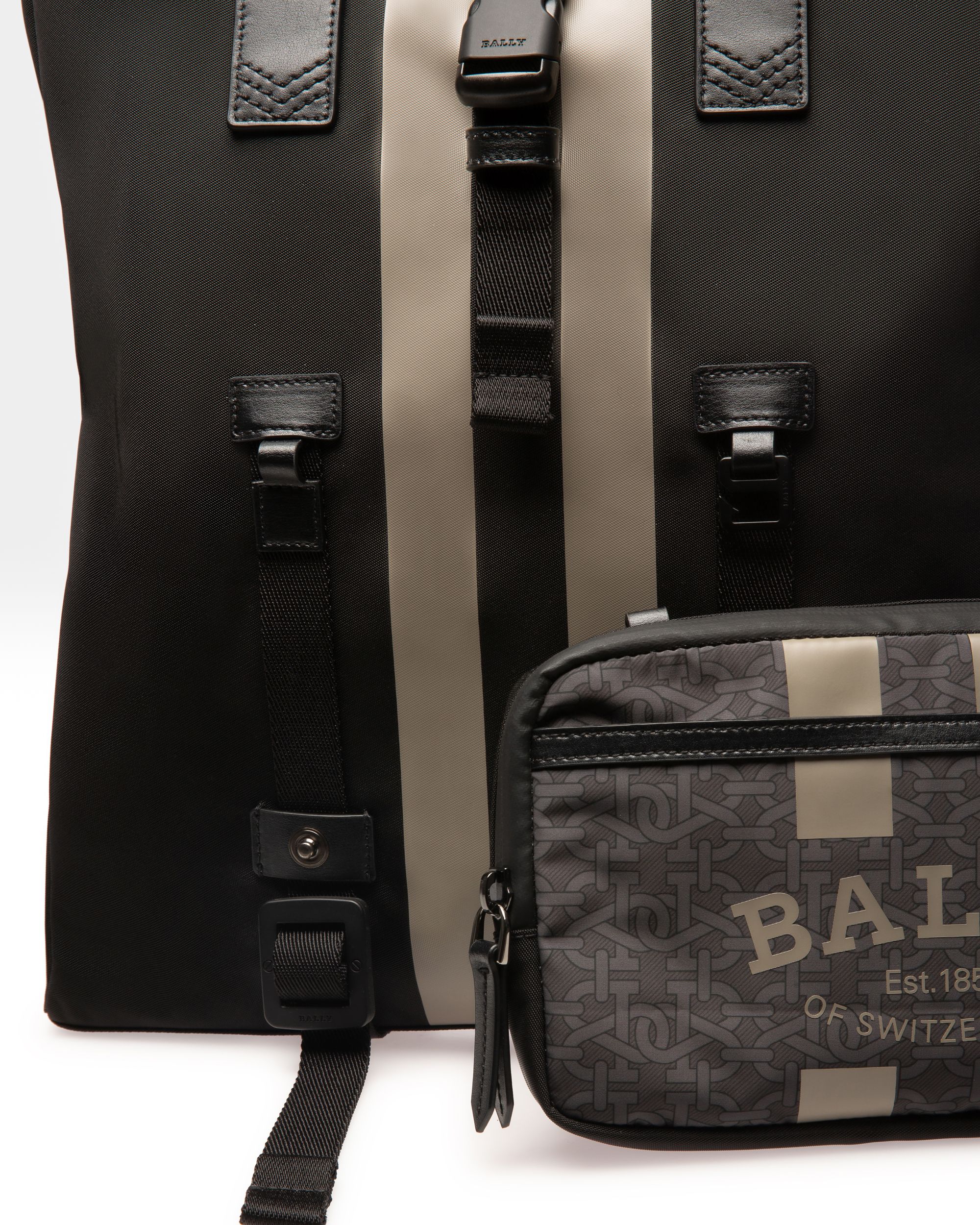 Sac À Dos Plat Bally Escape En Nylon Et Tissu Noir Et Marron - Homme - Bally - 05