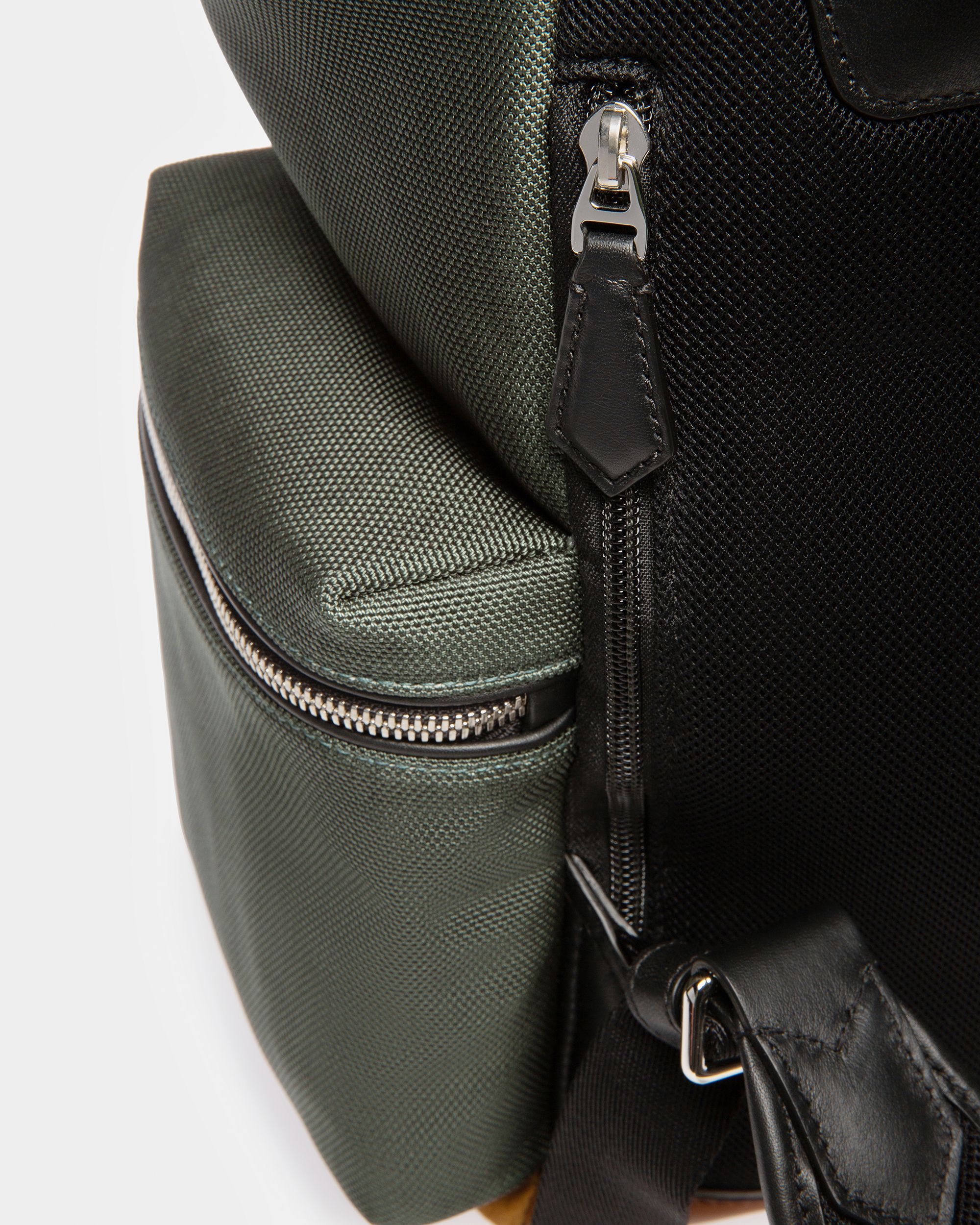 Cliford Klein Rucksack Aus Leder Und Nylon In Salbeigrün - Herren - Bally - 07