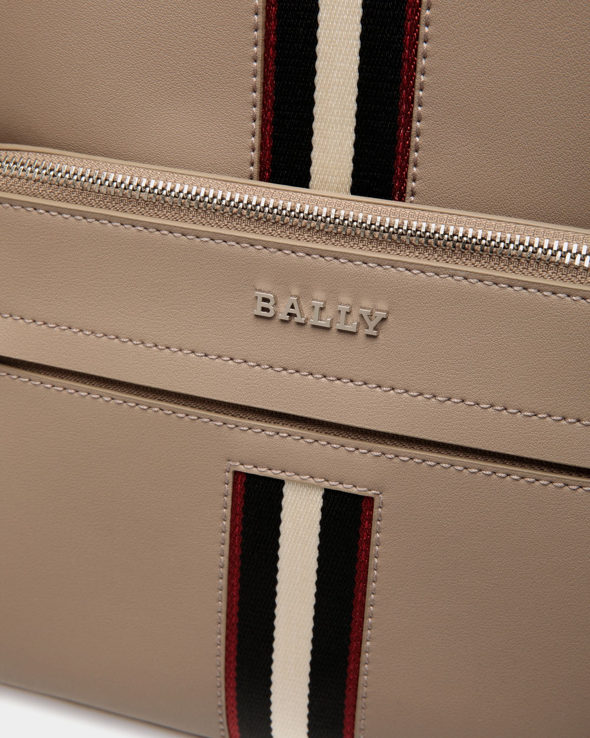 Backpack In Brown  Leather - Herren - Bally - 05
