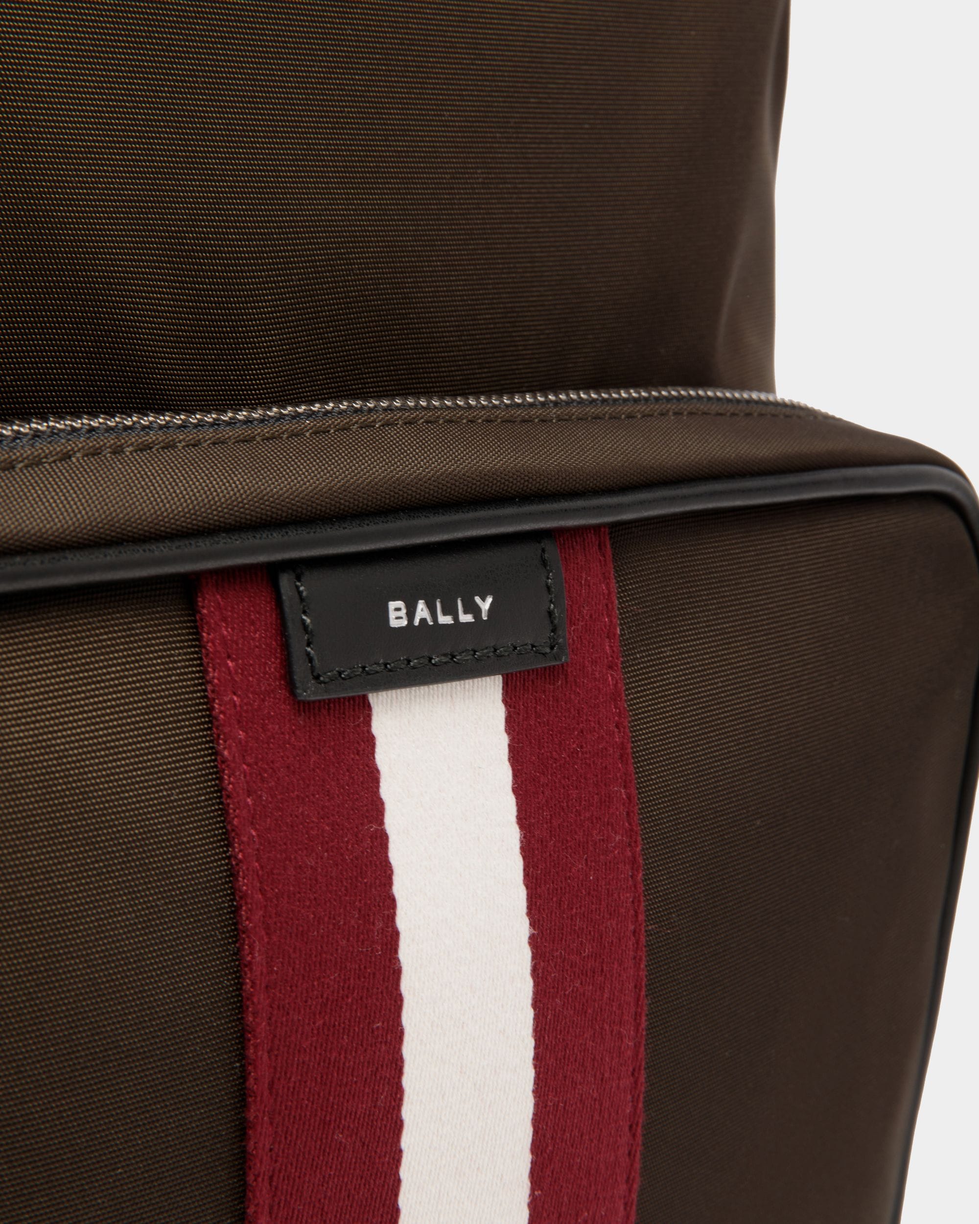 Code Rucksack Aus Nylon In Military Green - Herren - Bally - 04