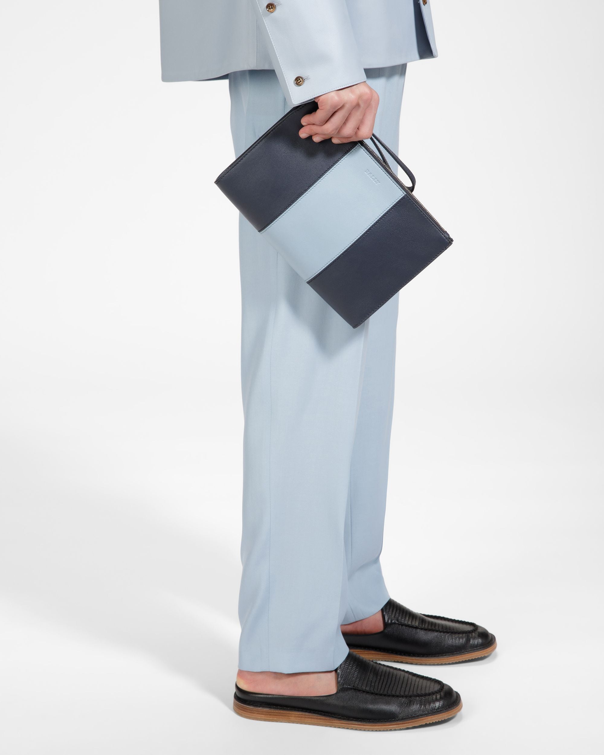 Haig Clutch Aus Leder In Mitternachtsblau Und Hellblau - Herren - Bally - 02