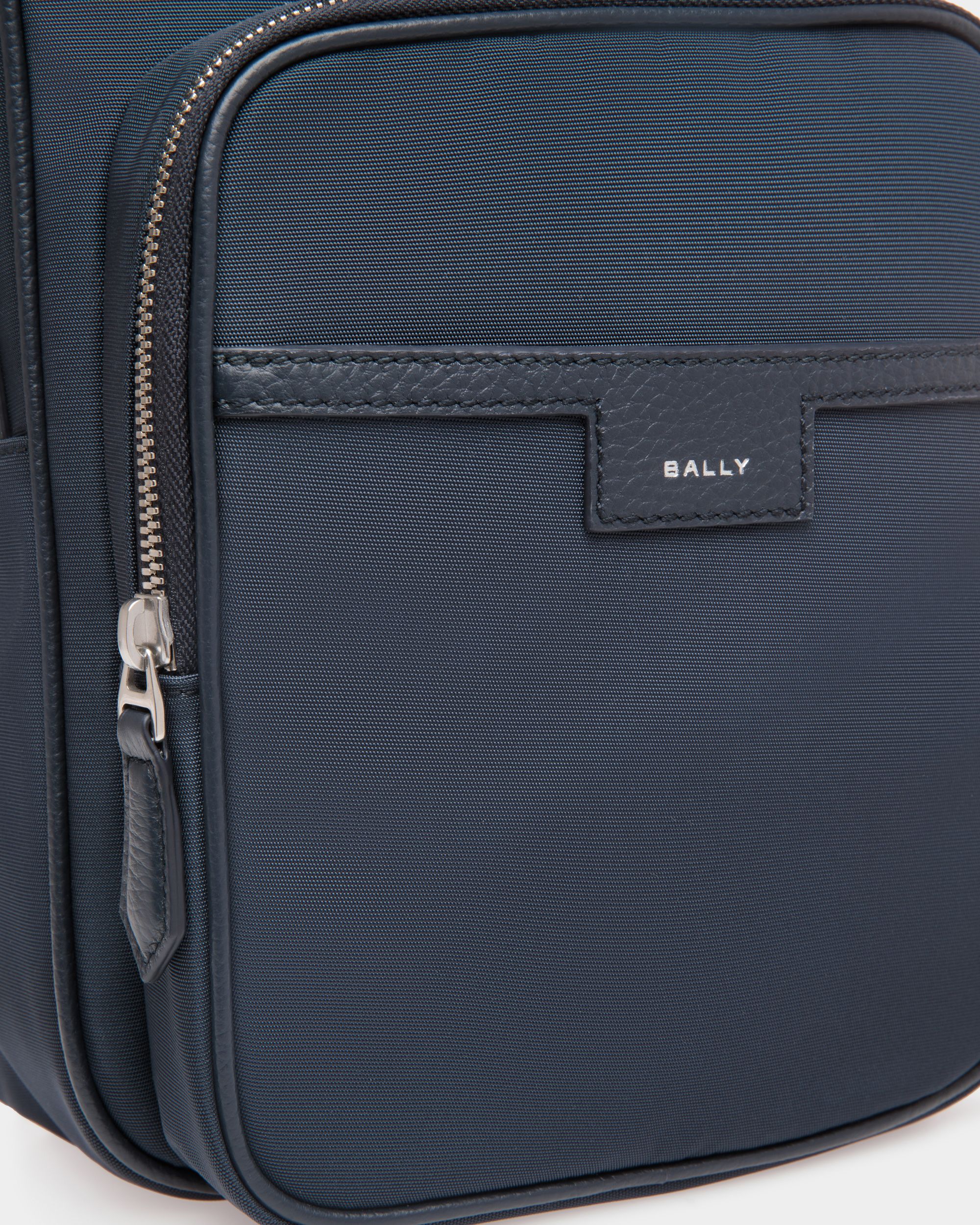 Code Sling Bag Aus Nylon - Herren - Bally - 05