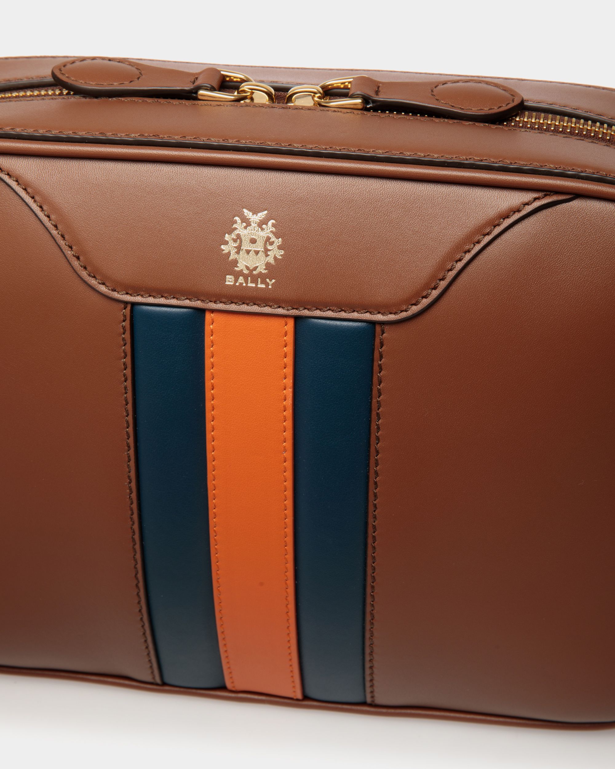 Beckett Umhängetasche Aus Leder In Braun - Herren - Bally - 06