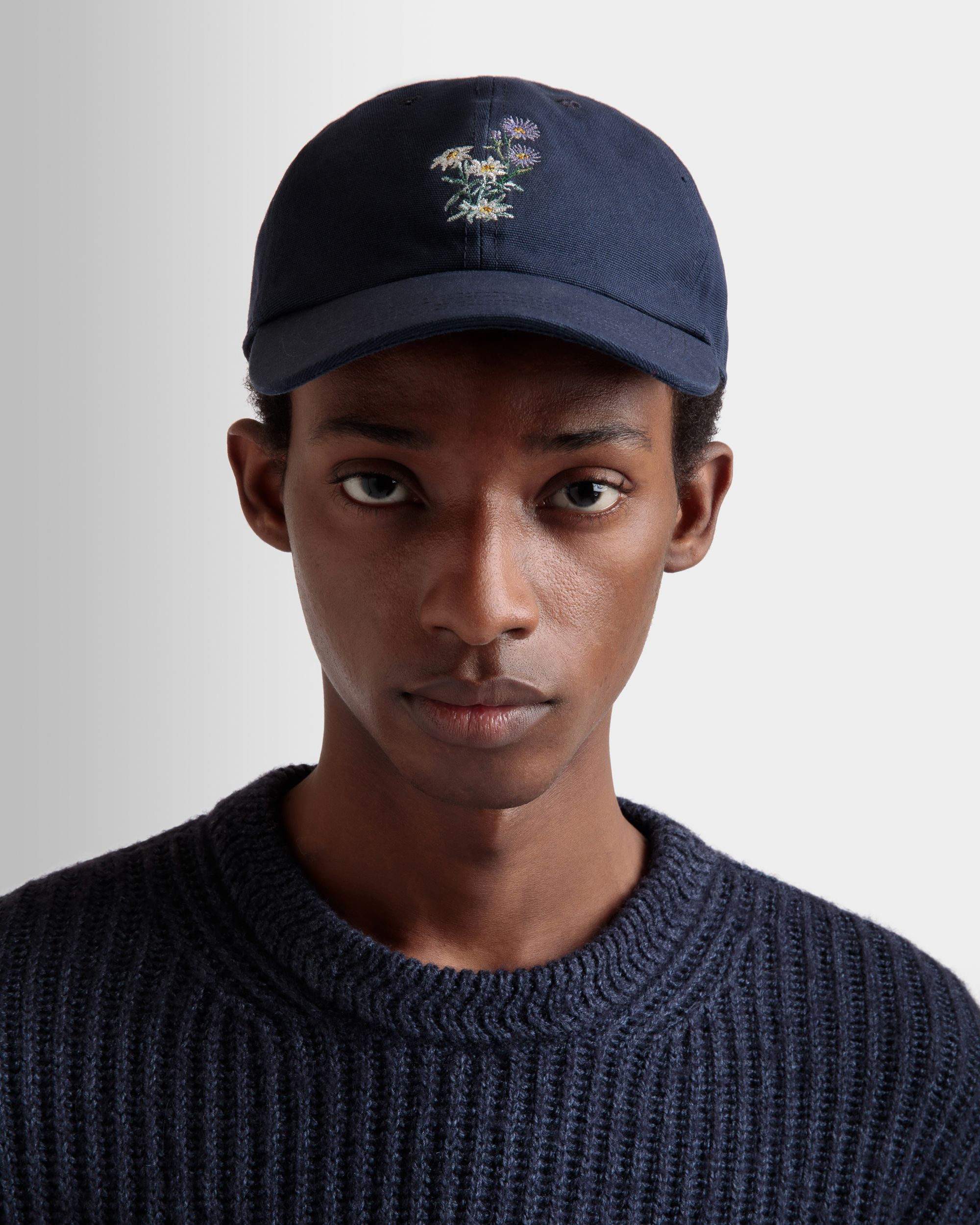 Baseball Hat With Mountain Flowers In Navy Blue Cotton - Men's - Bally - 02
