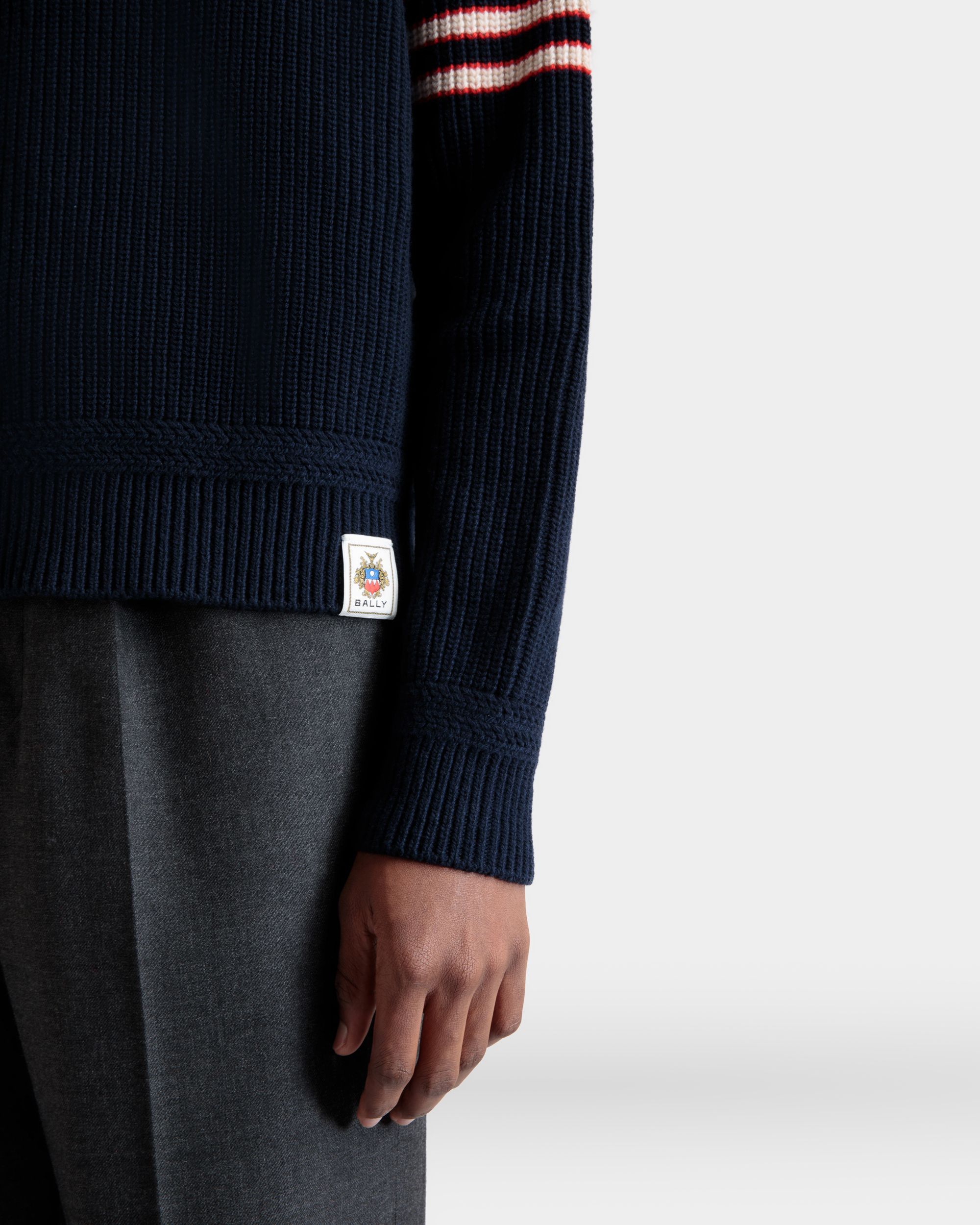 Pull À Col Ras-Du-Cou Avec Logo Bally Crest En Laine Navy Blue - Homme - Bally - 04