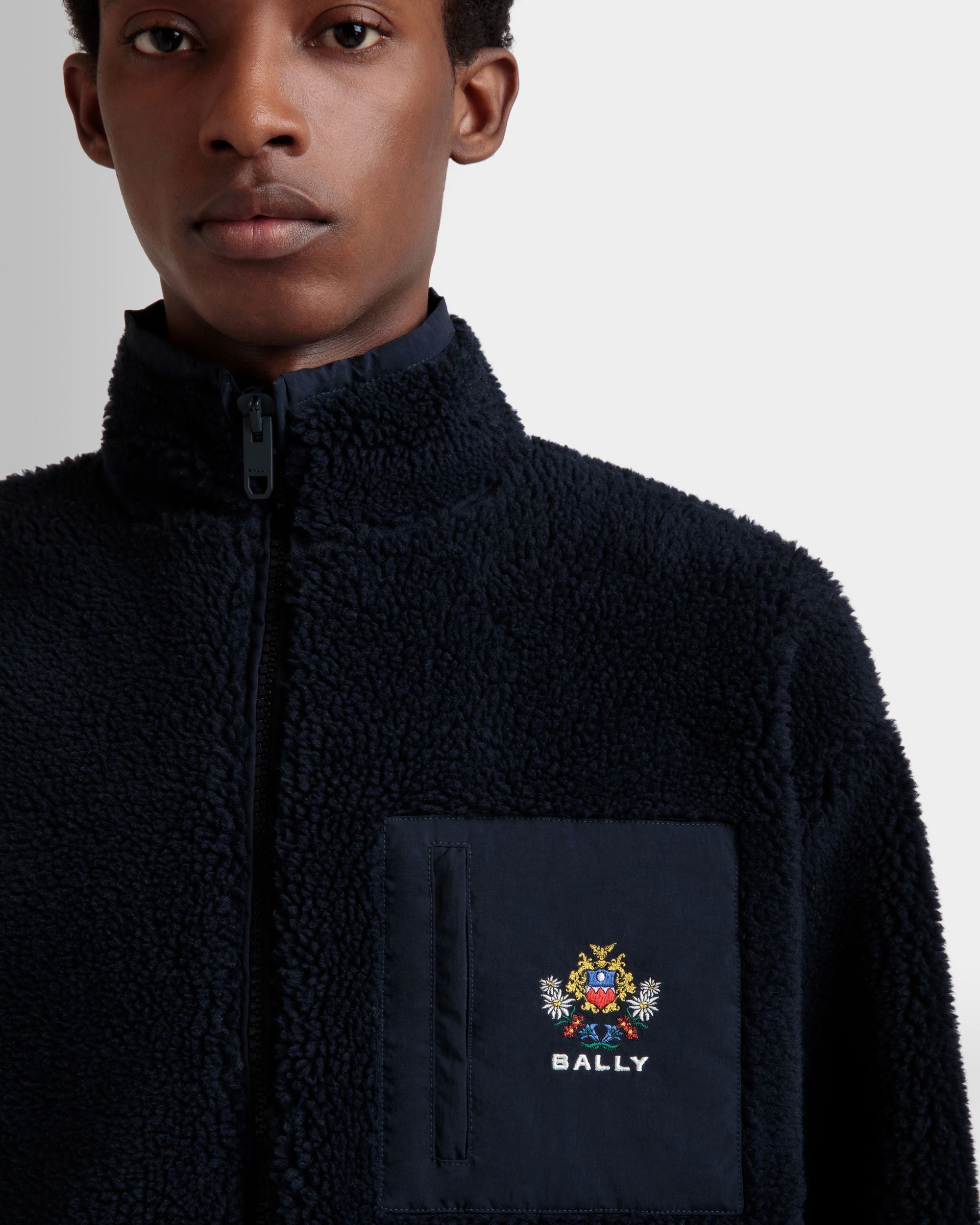 Winter Capsule Sweatshirt Mit Alpenblumen Aus Fleece In Navy Blue - Homme - Bally - 03