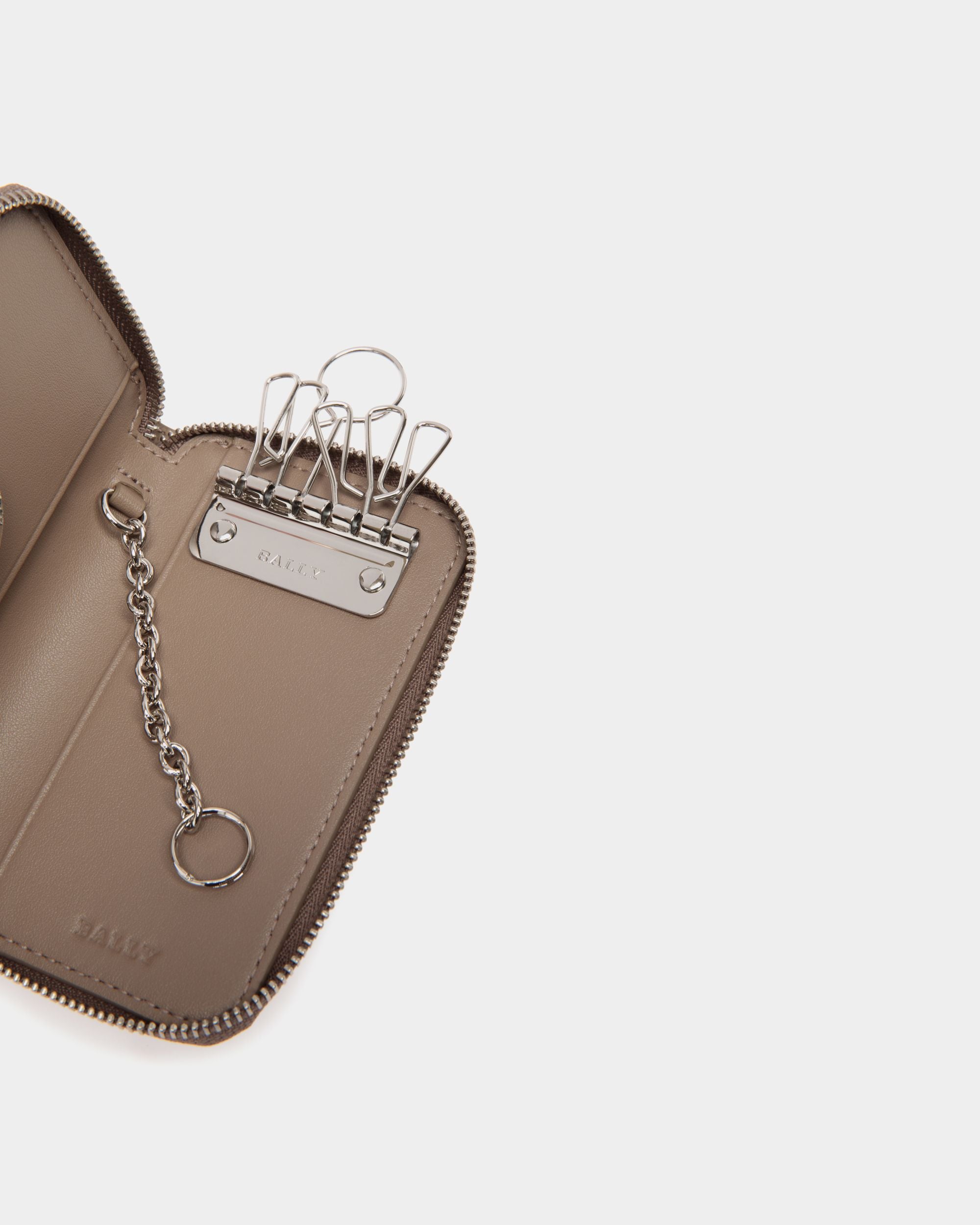 Keychains In Grey Leather - Men's - Bally - 04