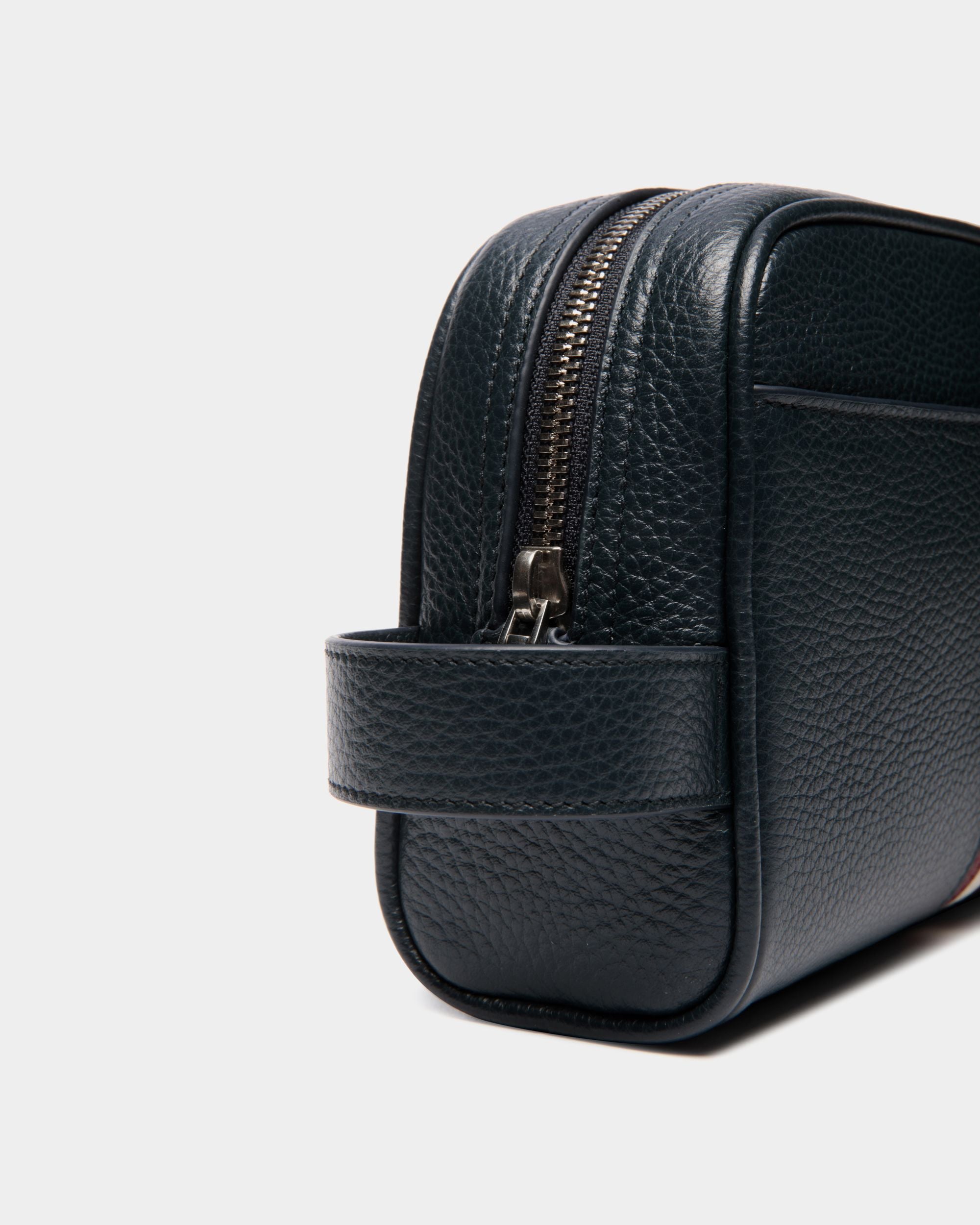 Ribbon Washbag In Navy Blue Leather - Men's - Bally - 04