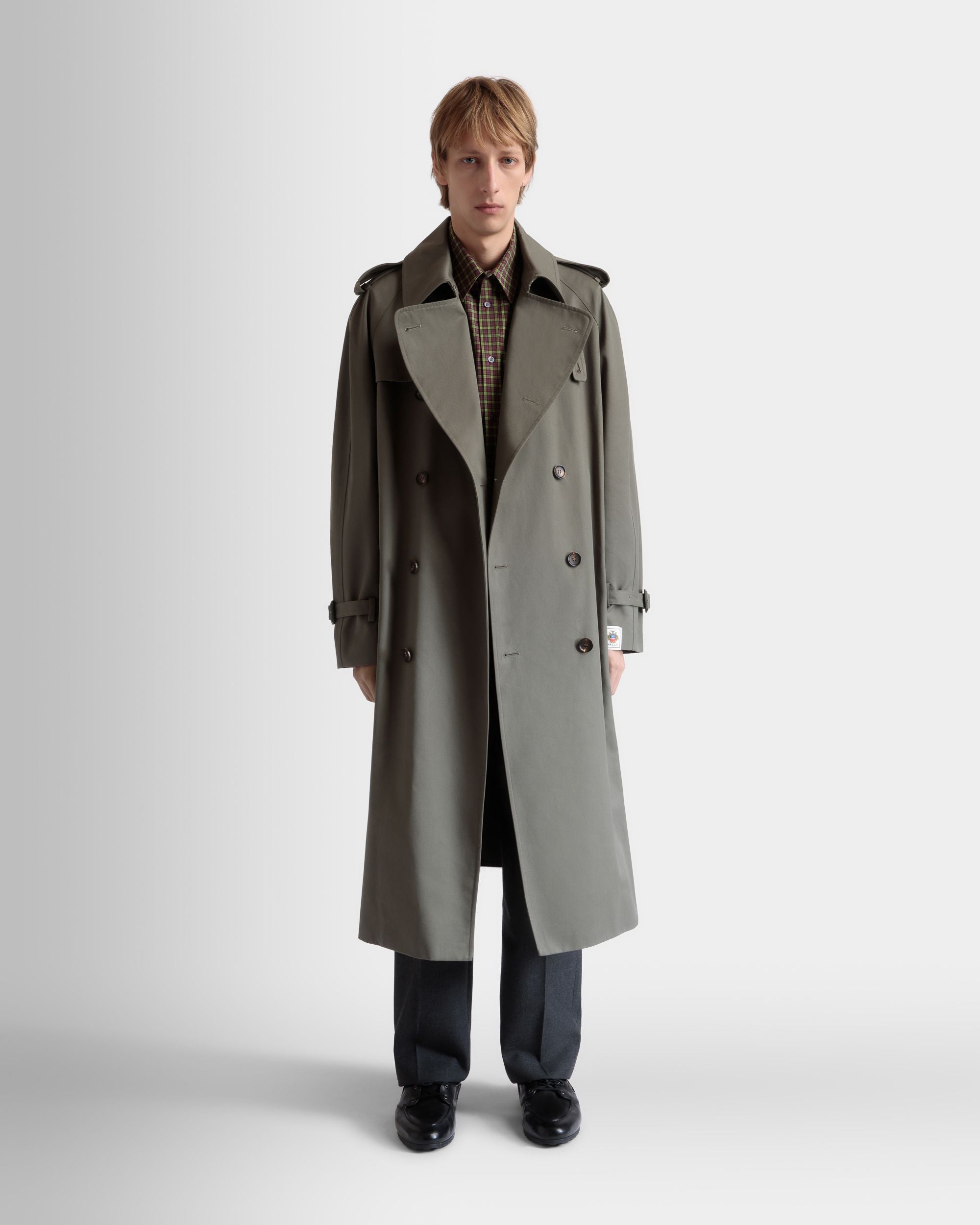 Zweireihiger Gabardine-Trenchcoat Aus Baumwollmix In Military Green - Herren - Bally - 02