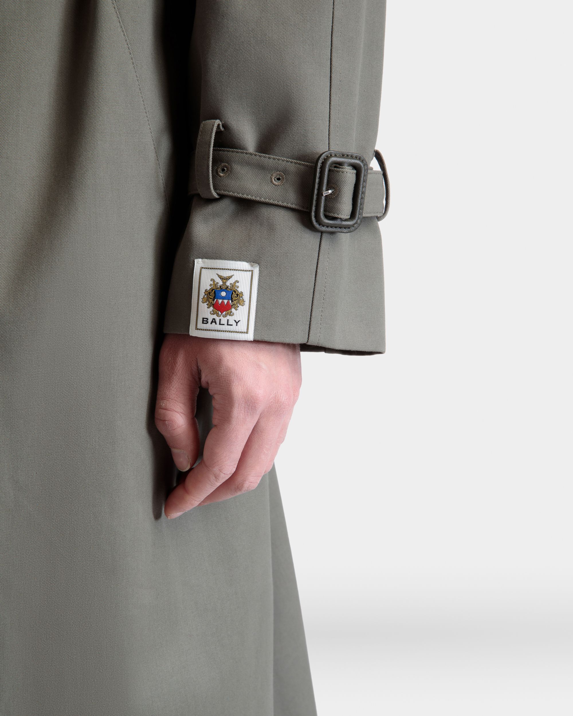 Zweireihiger Gabardine-Trenchcoat Aus Baumwollmix In Military Green - Herren - Bally - 04