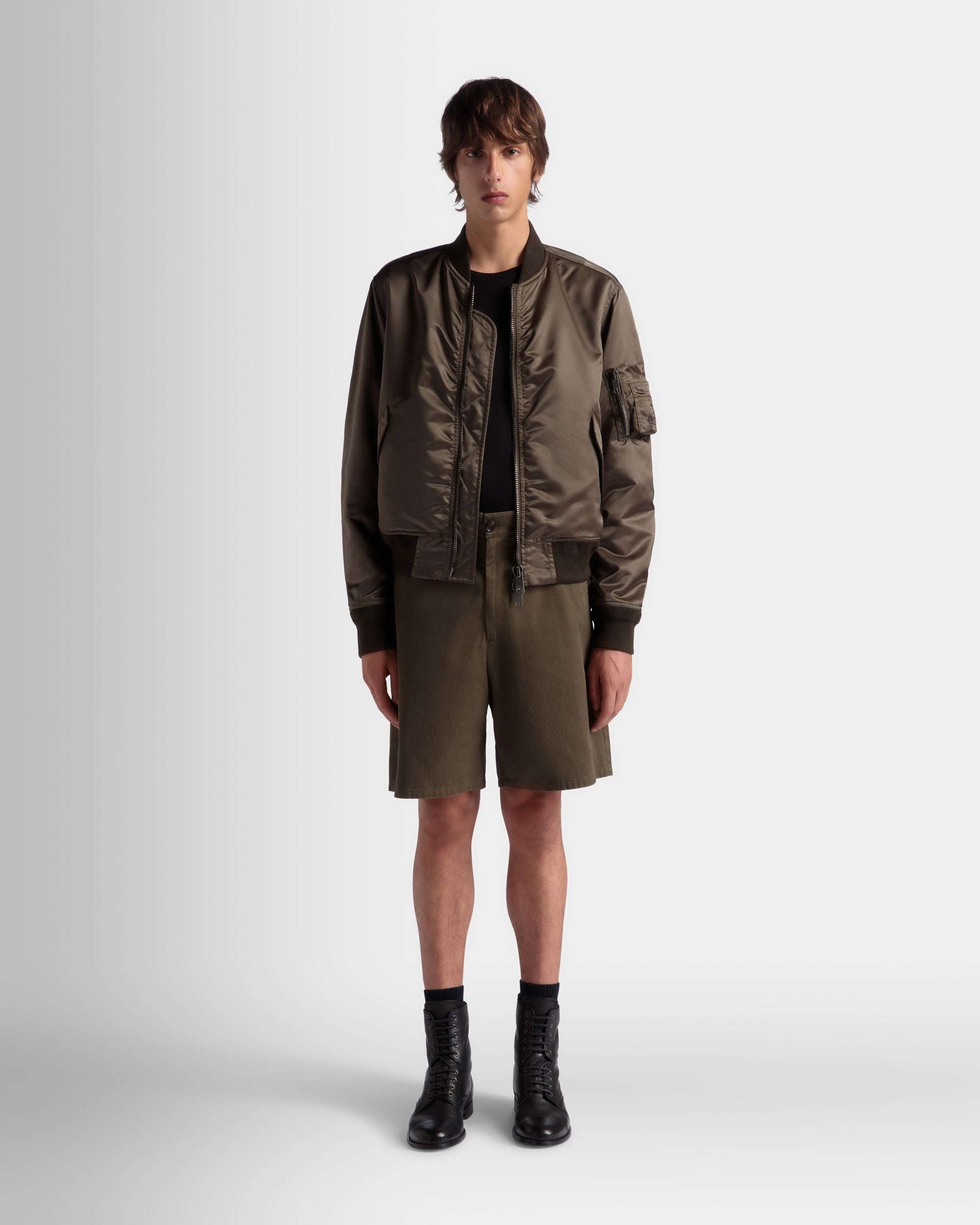 Bomberjacke Aus Nylon In Military Green Aus Der Adrien Brody Travel-Kollektion - Herren - Bally - 02