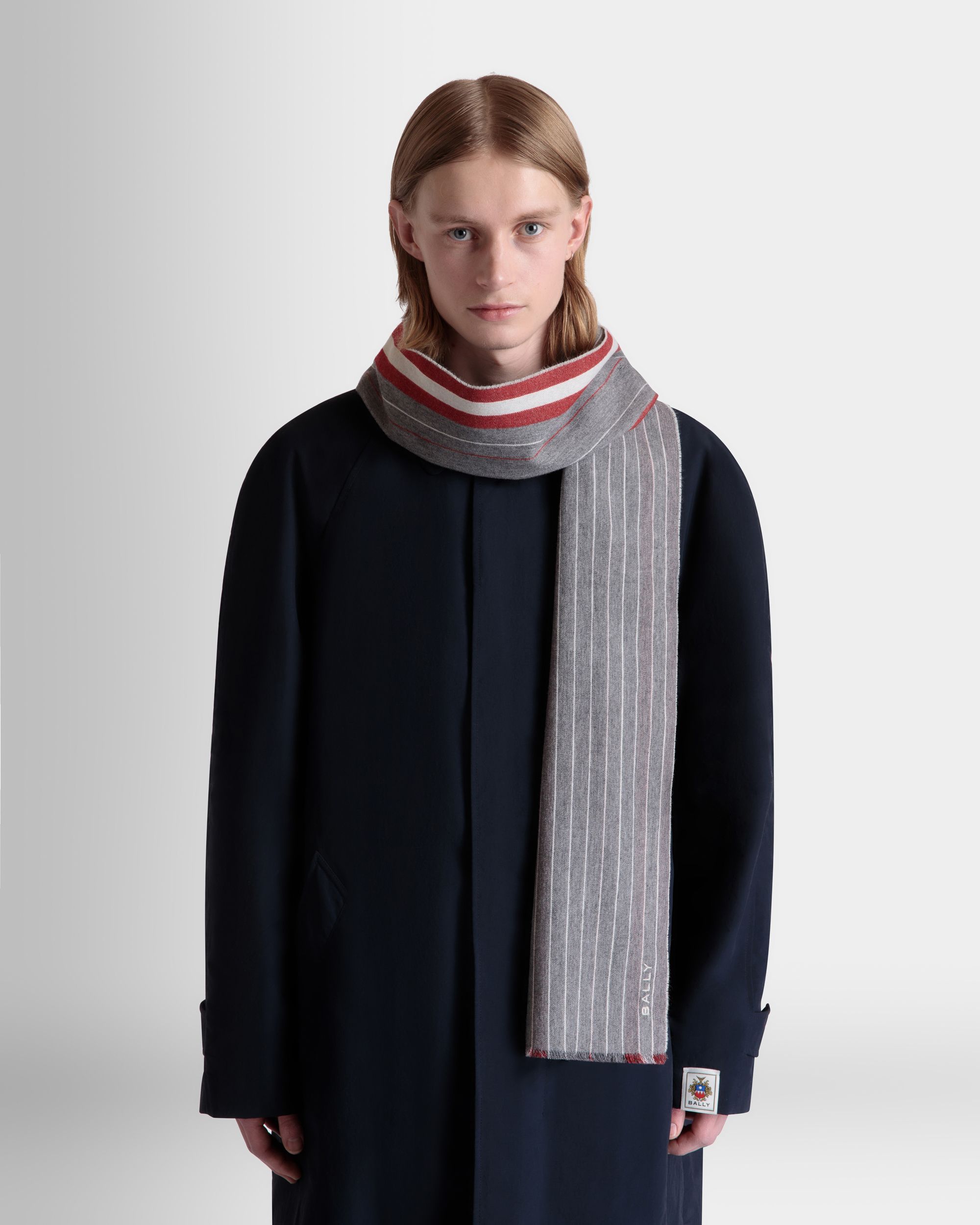 Sciarpa In Lana Grigio Scuro Con Motivo A Righe - Uomo - Bally - 02