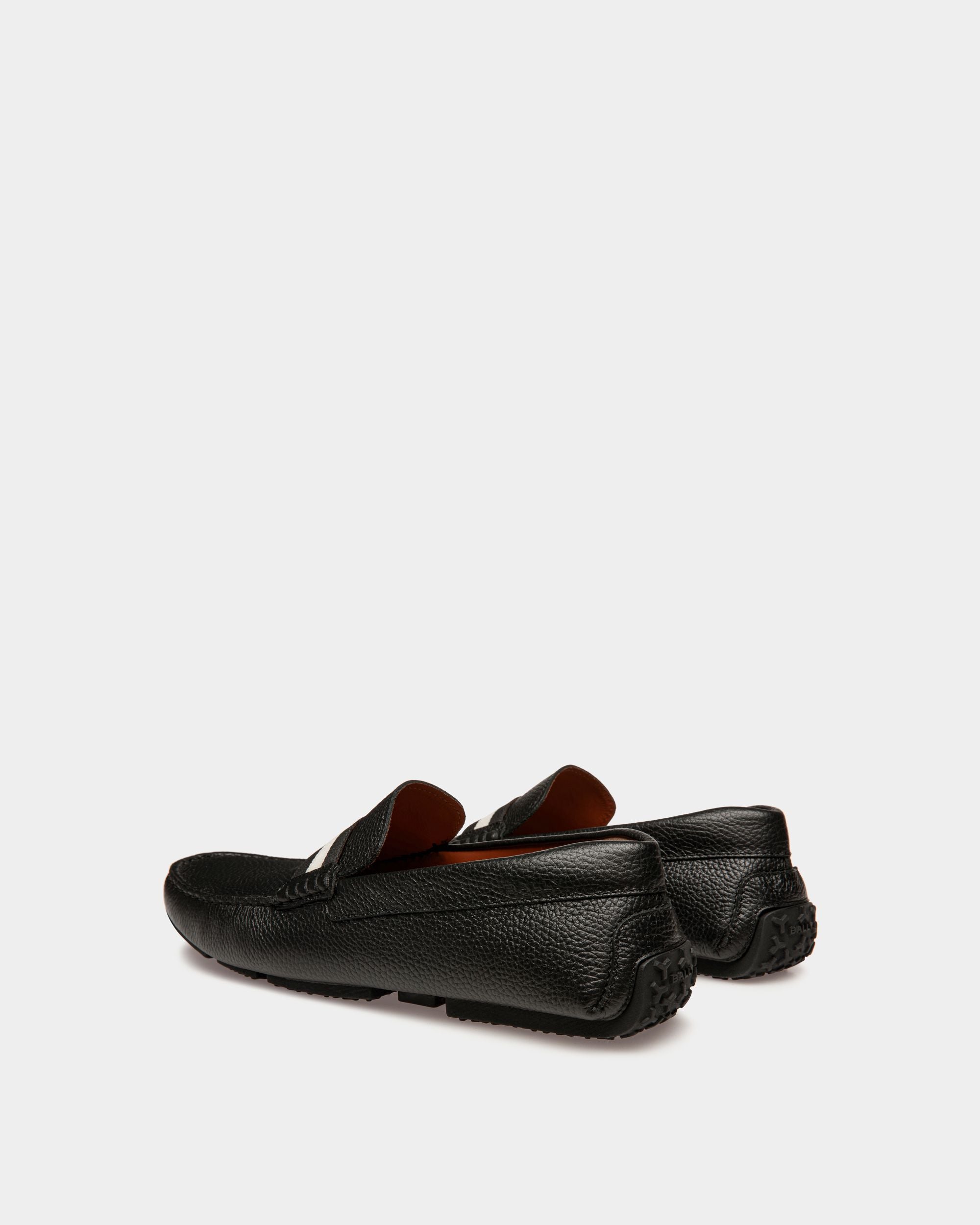 Pilot Driver In Black Grained Leather - Men's - Bally - 03