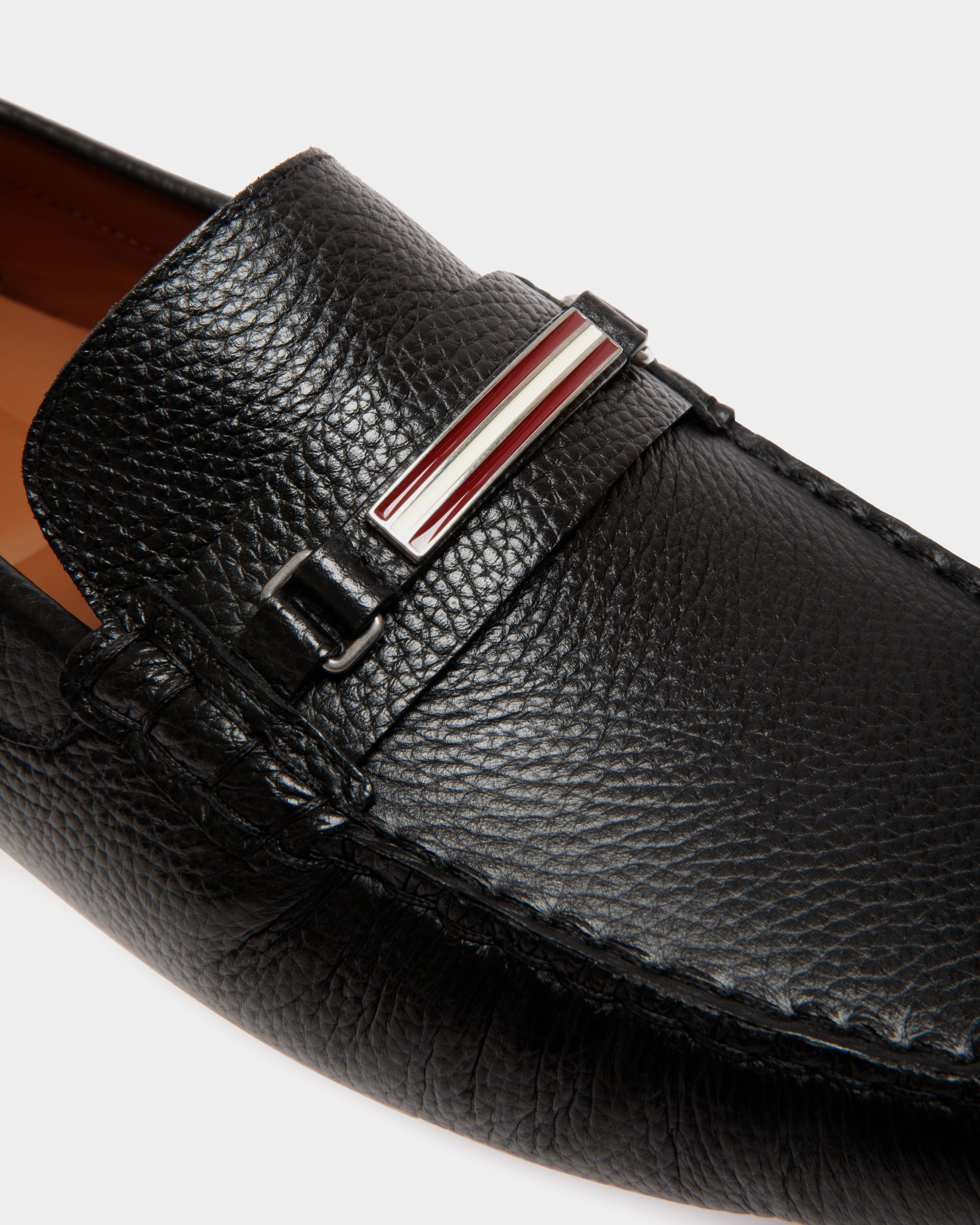 Pilot Driver in Black Grained Leather - Men's - Bally - 05
