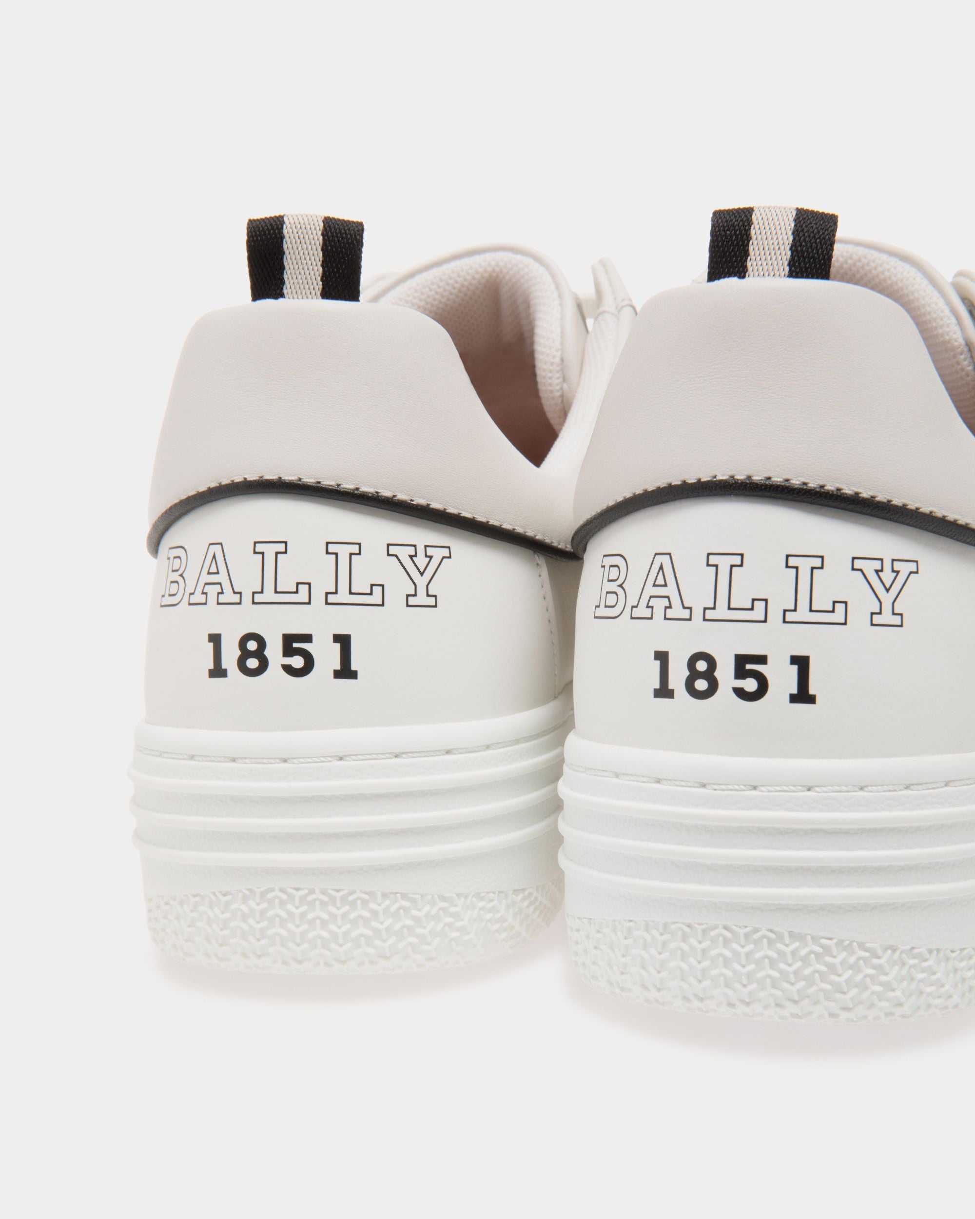 Sneaker In White Leather - Herren - Bally - 05