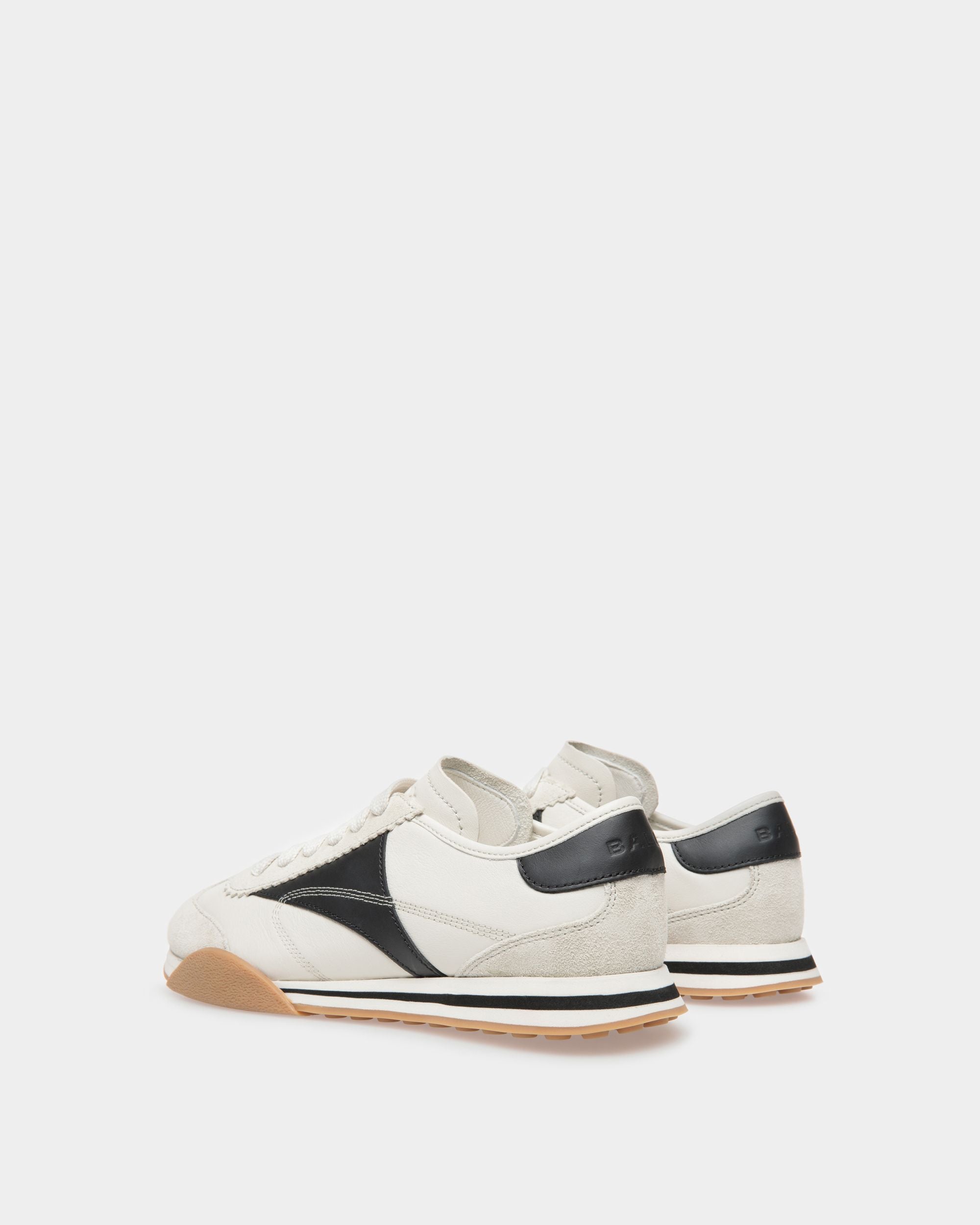 Sneakers Sussex En Cuir Noir Et Blanc Poussière - Homme - Bally - 03