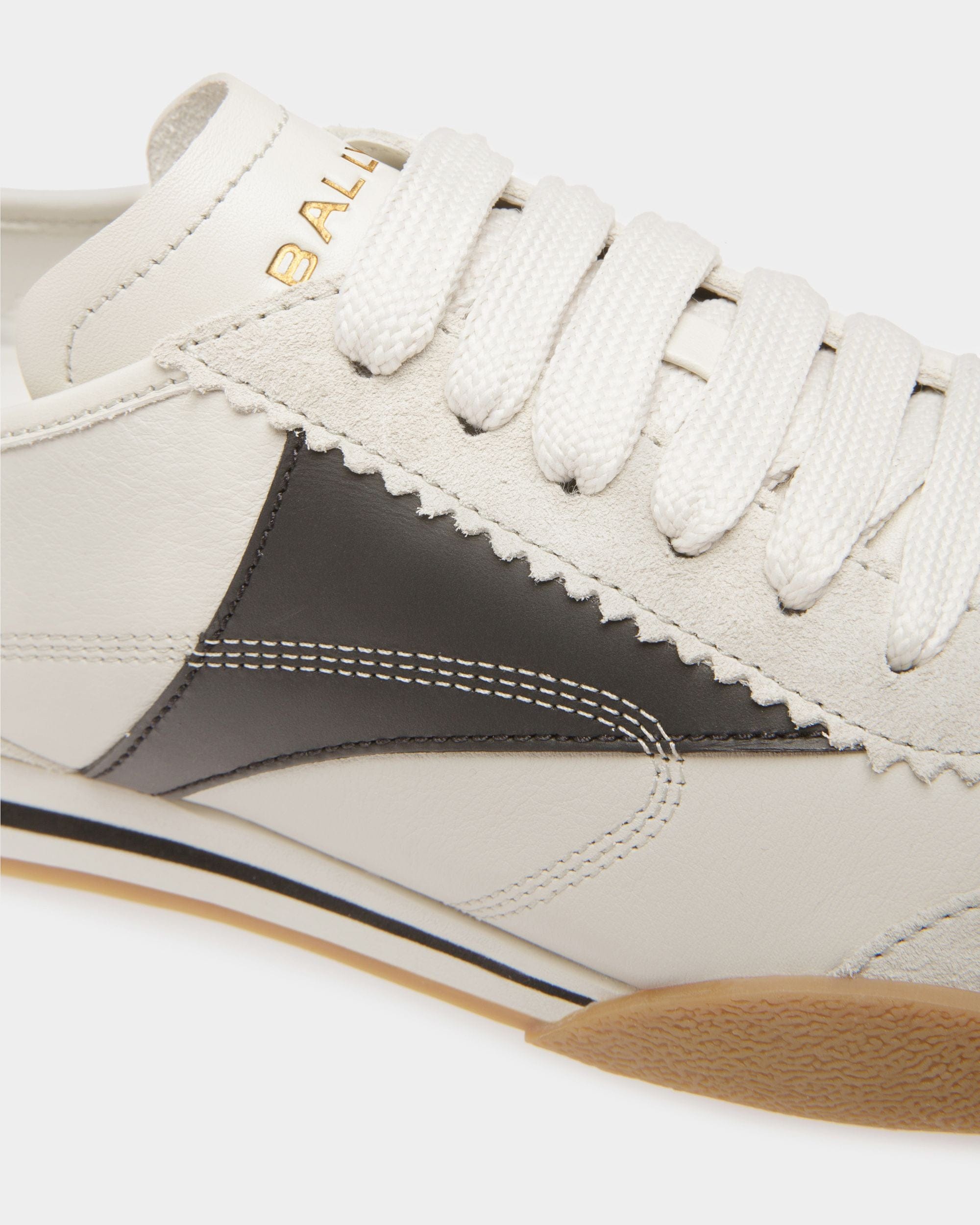Sneakers Sussex En Cuir Noir Et Blanc Poussière - Homme - Bally - 05