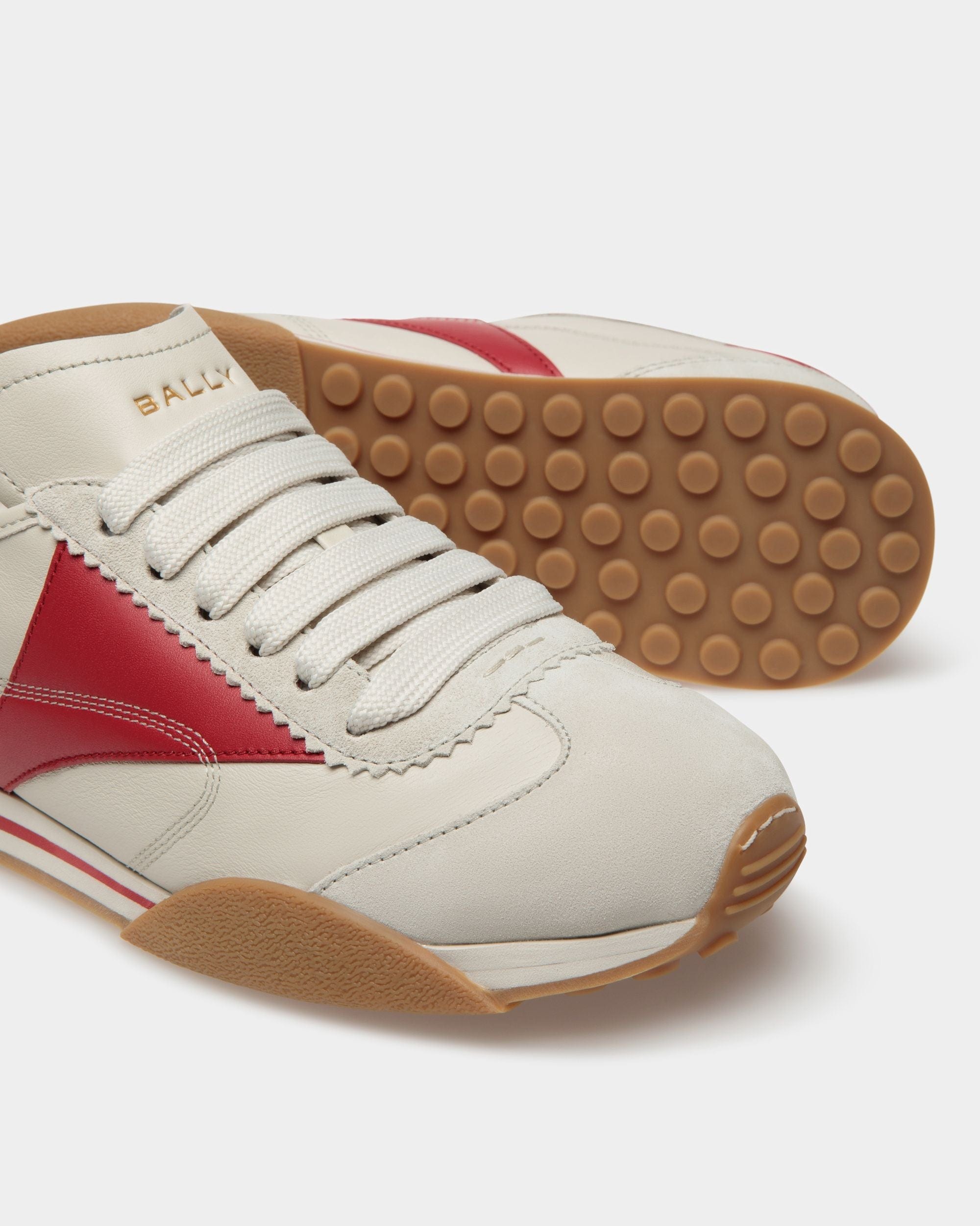 Sussex Sneaker Aus Leder In Staubweiß Und Tiefrubinrot - Herren - Bally - 04