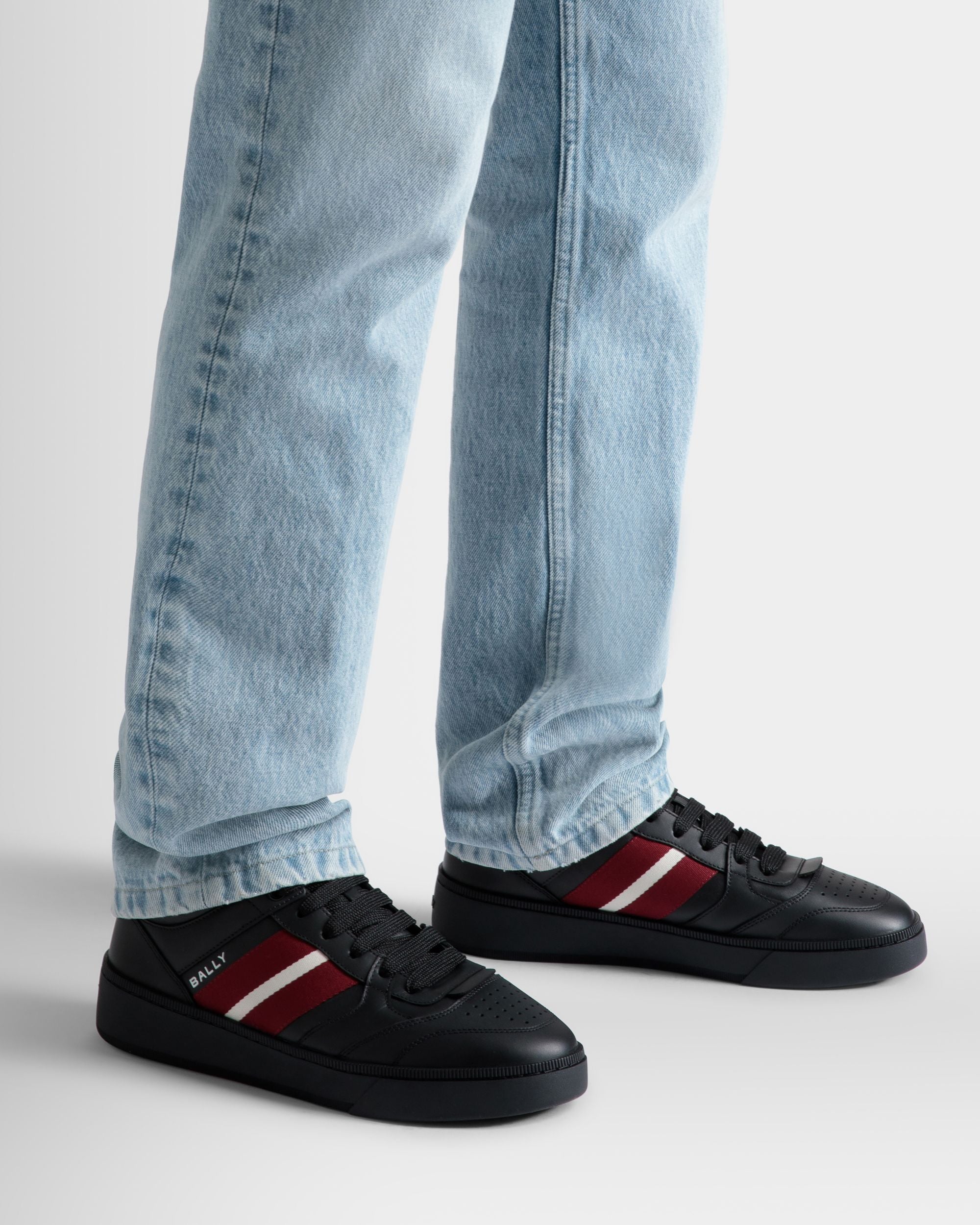 Raise Sneaker In Black Leather - Men's - Bally - 02