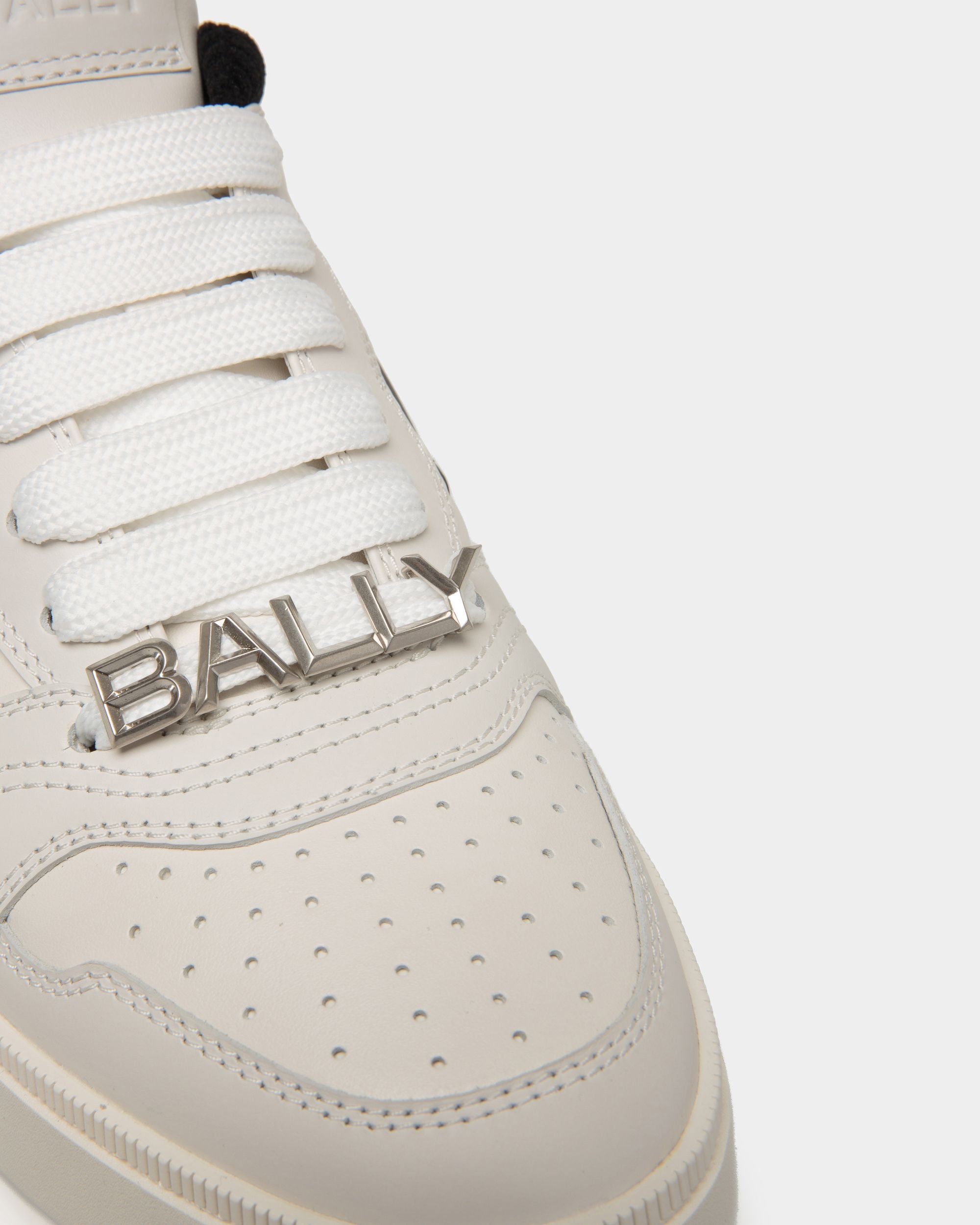 Raise Sneaker in Leather - Men's - Bally - 05