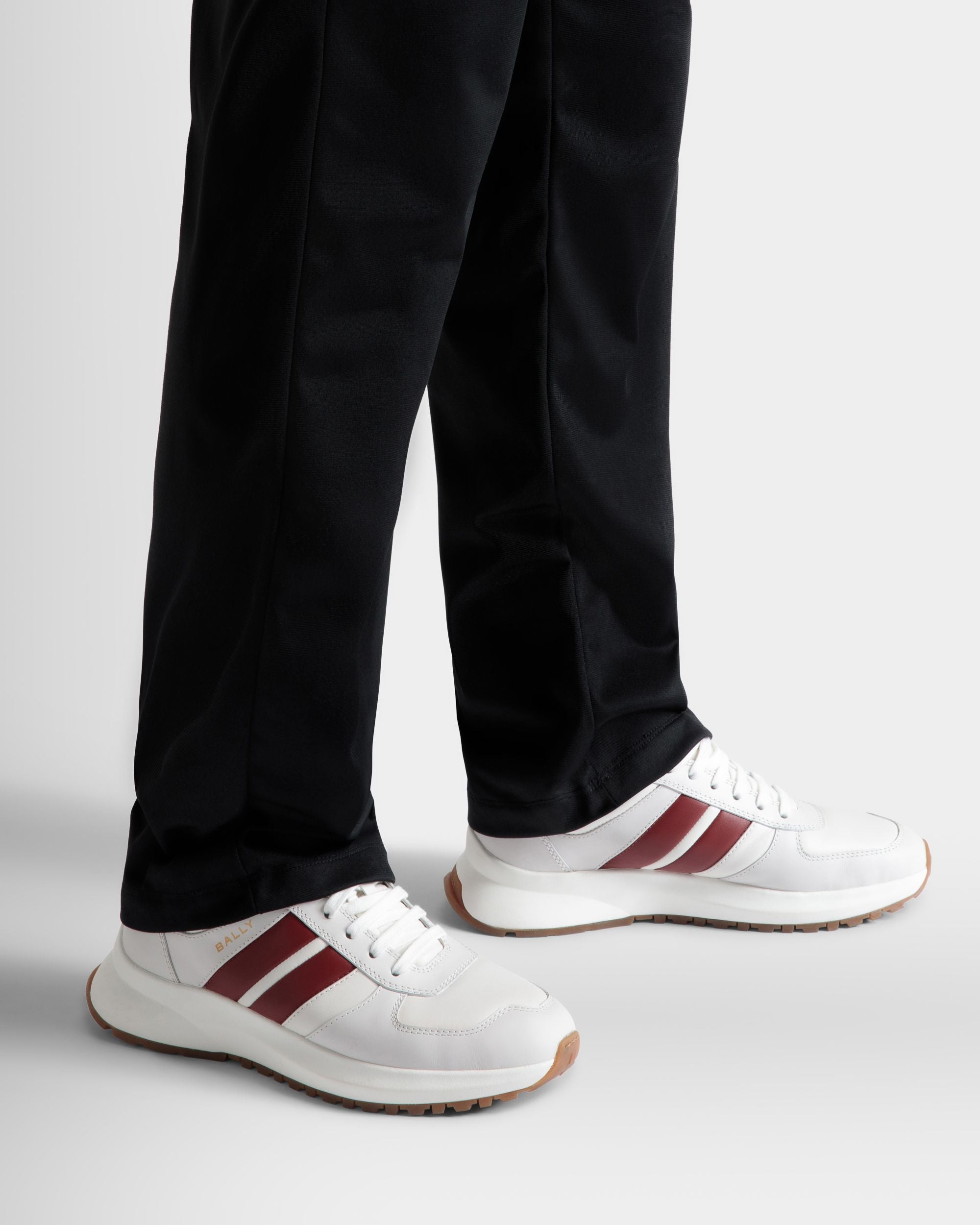 Outline Sneaker In White Leather - Men's - Bally - 02