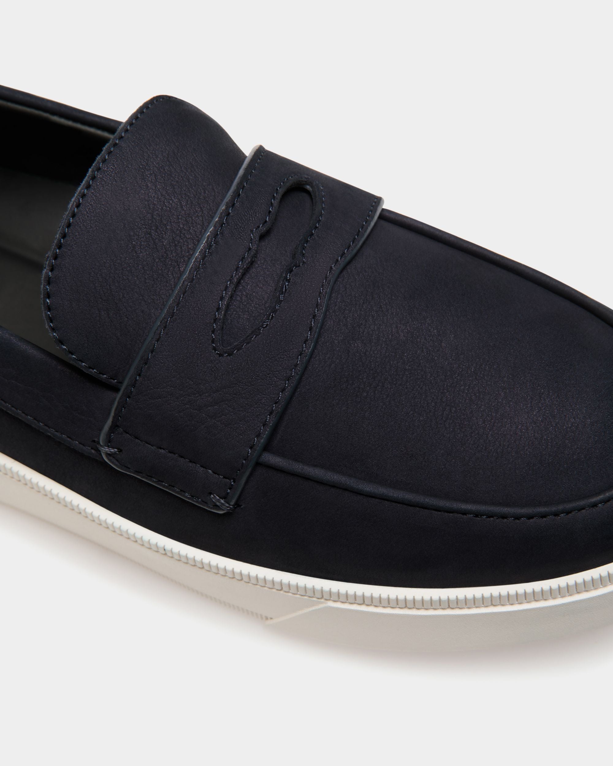 Raise Sneaker Aus Nubukleder In Navy Blue - Herren - Bally - 05