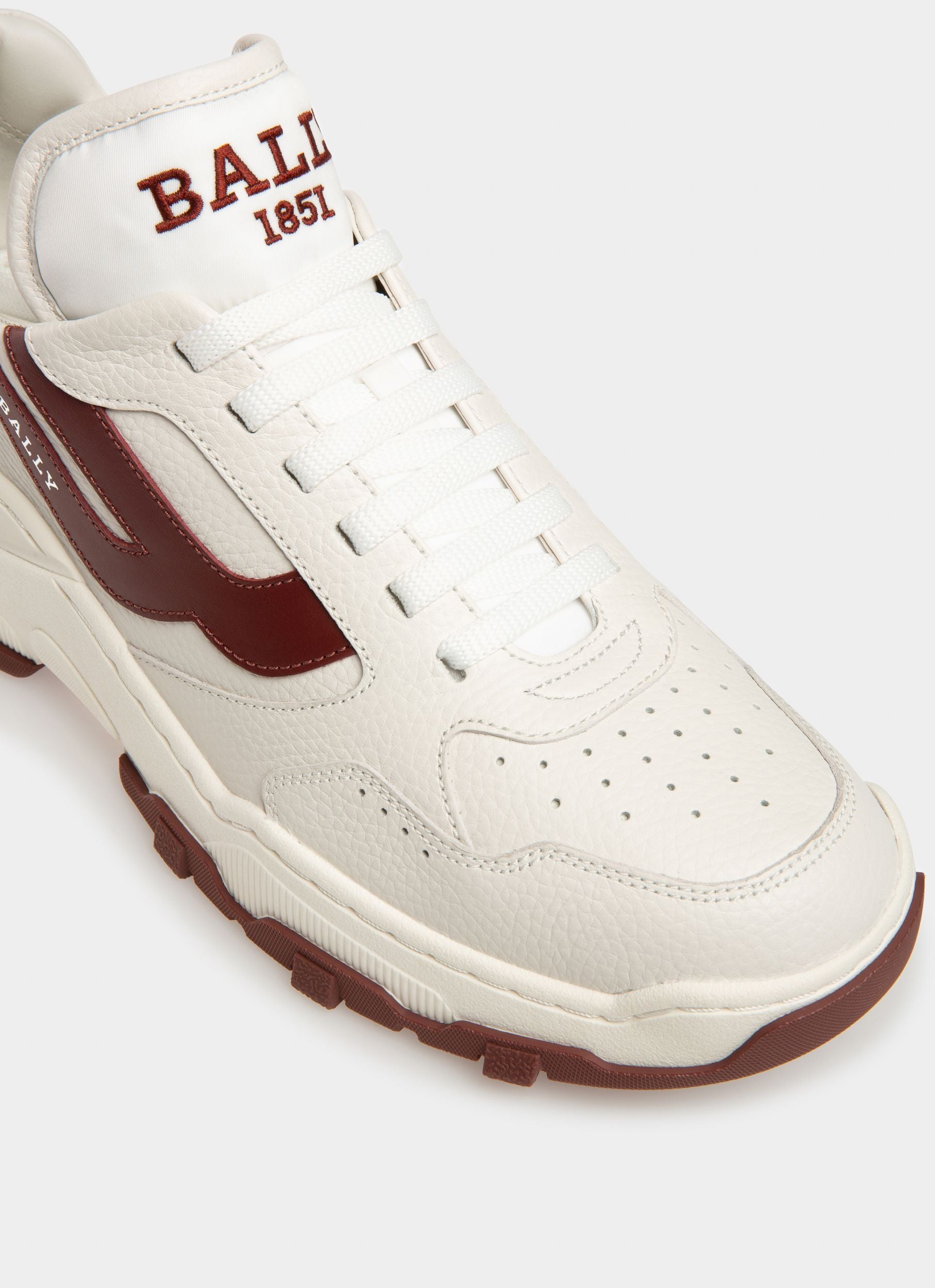 Holden Sneakers In Pelle E Tessuto Bianco E Rosso Antico - Uomo - Bally - 06