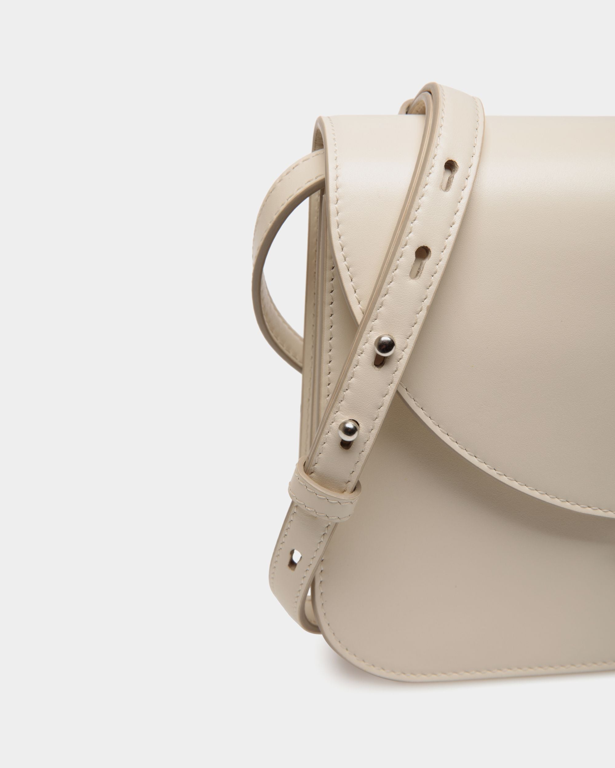 Ollam Crossbody Bag in White Leather - Women's - Bally - 05