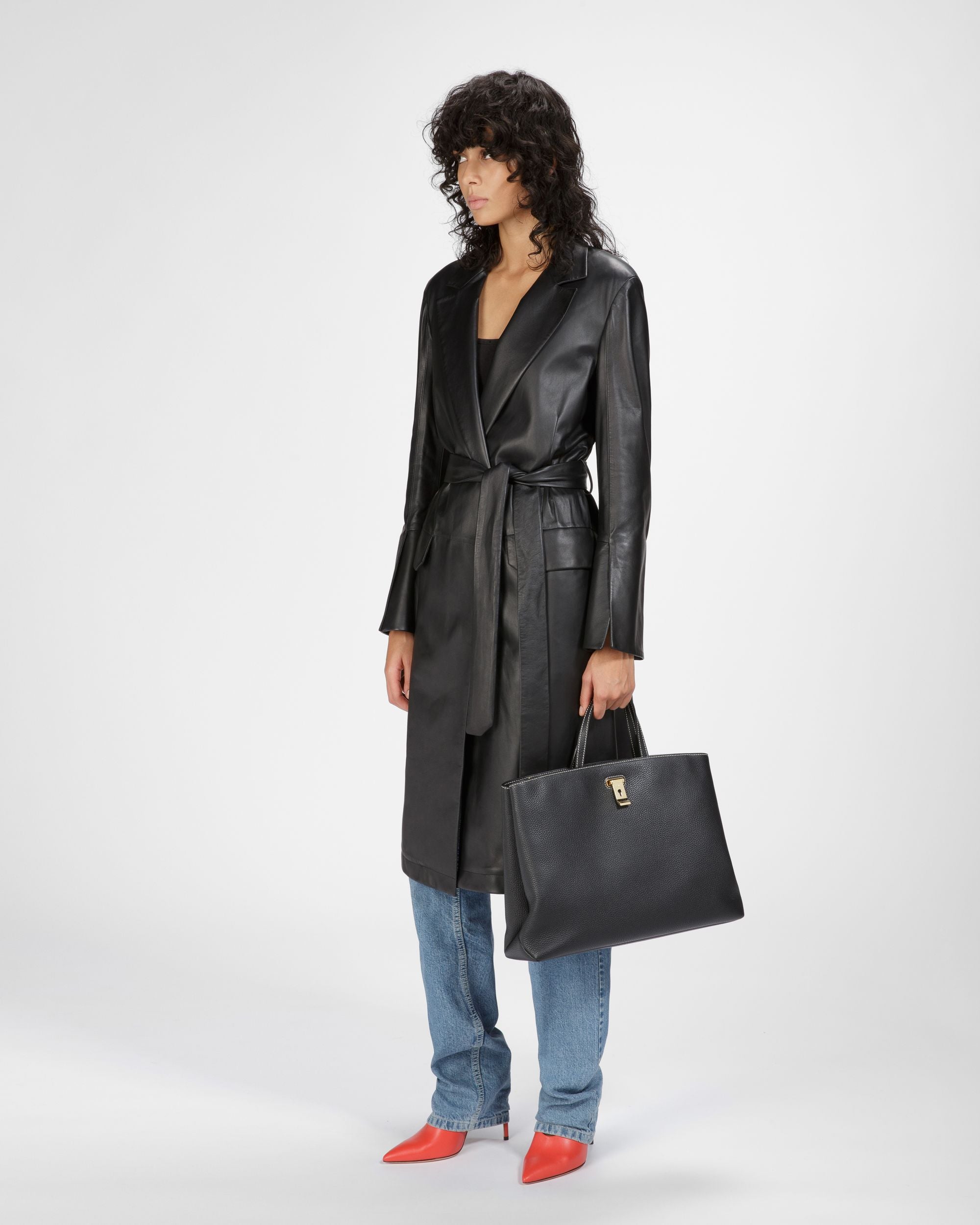 Lya Fourre-Tout En Cuir Noir - Femme - Bally - 06