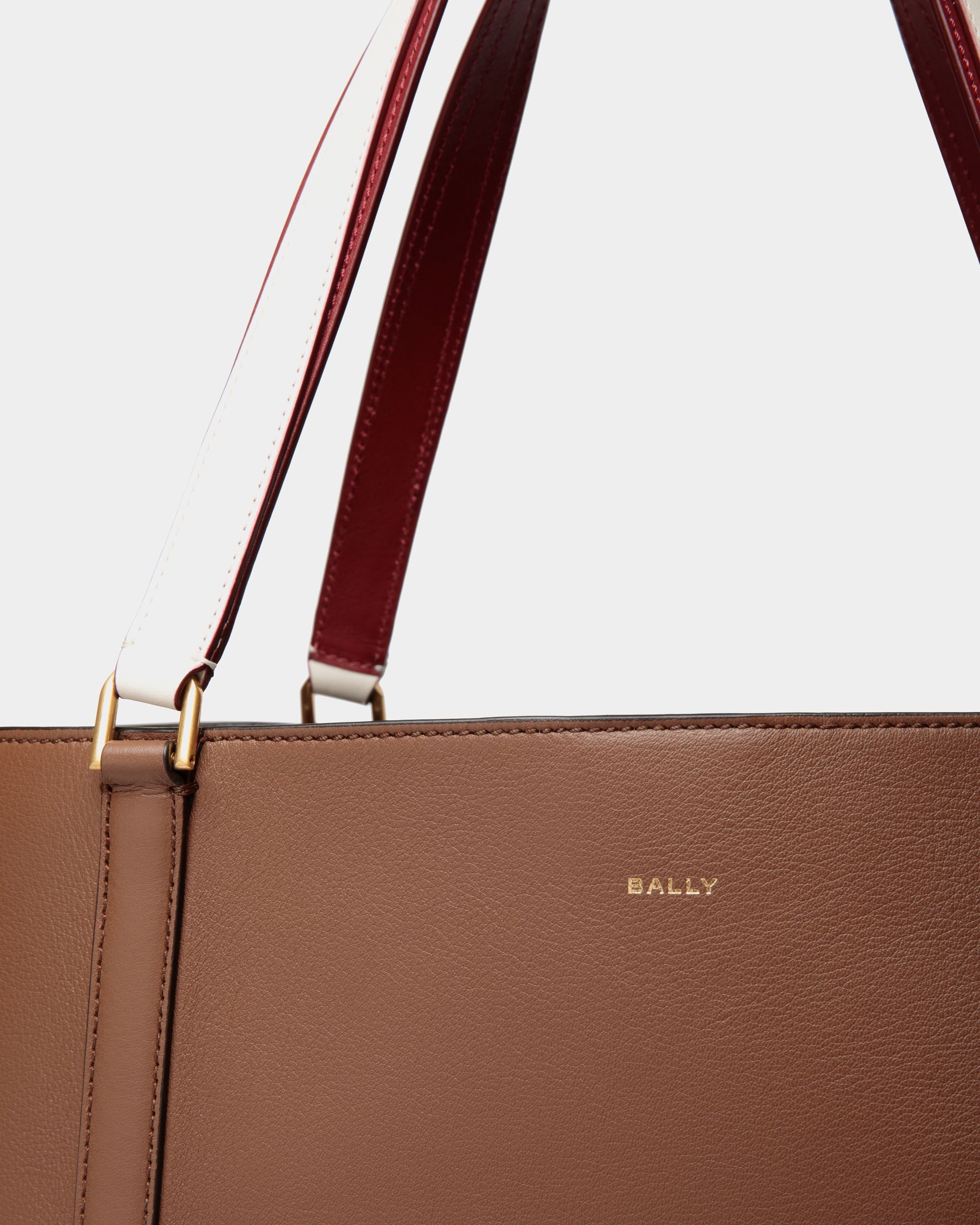 Code Tragetasche Aus Leder In Braun - Donna - Bally - 05