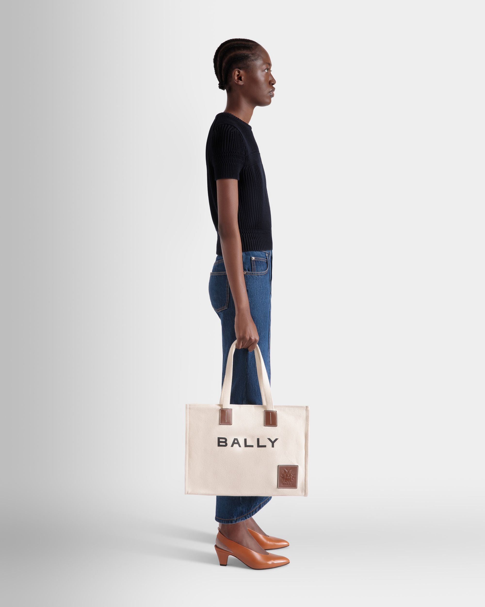 Akelei Tote Bag in Canvas - Women's - Bally - 02