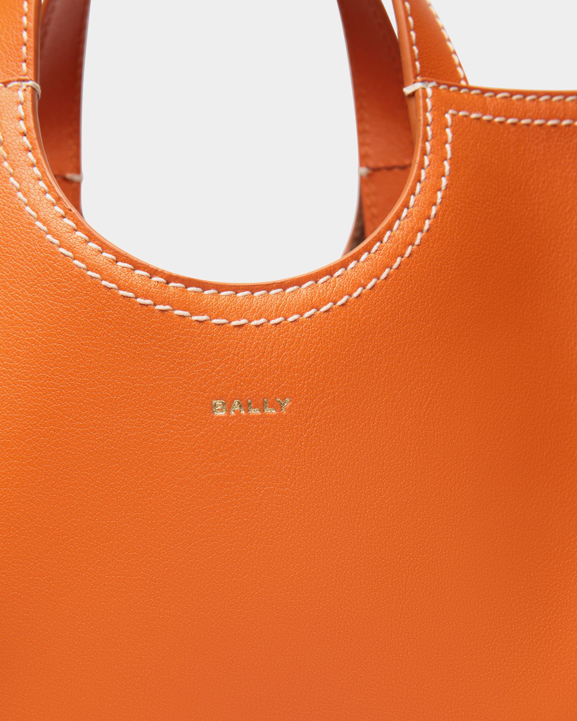Easy Bally Tragetasche Aus Leder In Koi Orange - Women's - Bally - 05