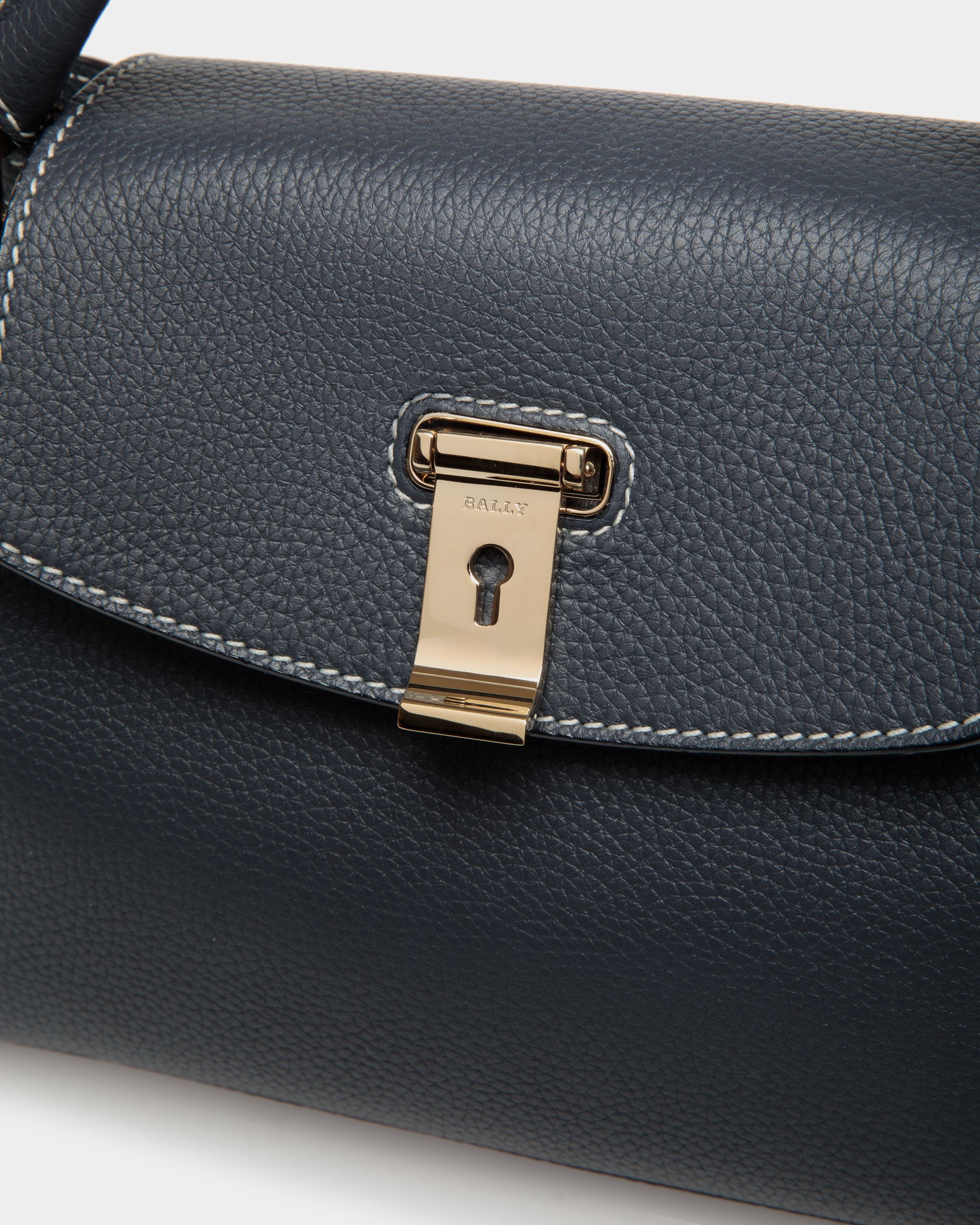 Kleine Lock Me Henkeltasche Aus Leder - Damen - Bally - 05
